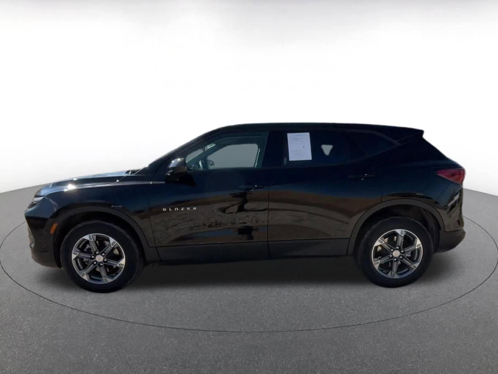 Thumbnail: 2025 Chevrolet Blazer - 9