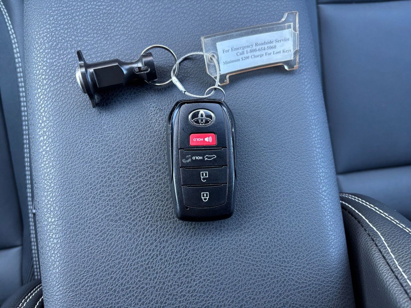 Thumbnail: 2025 Toyota Camry - 22