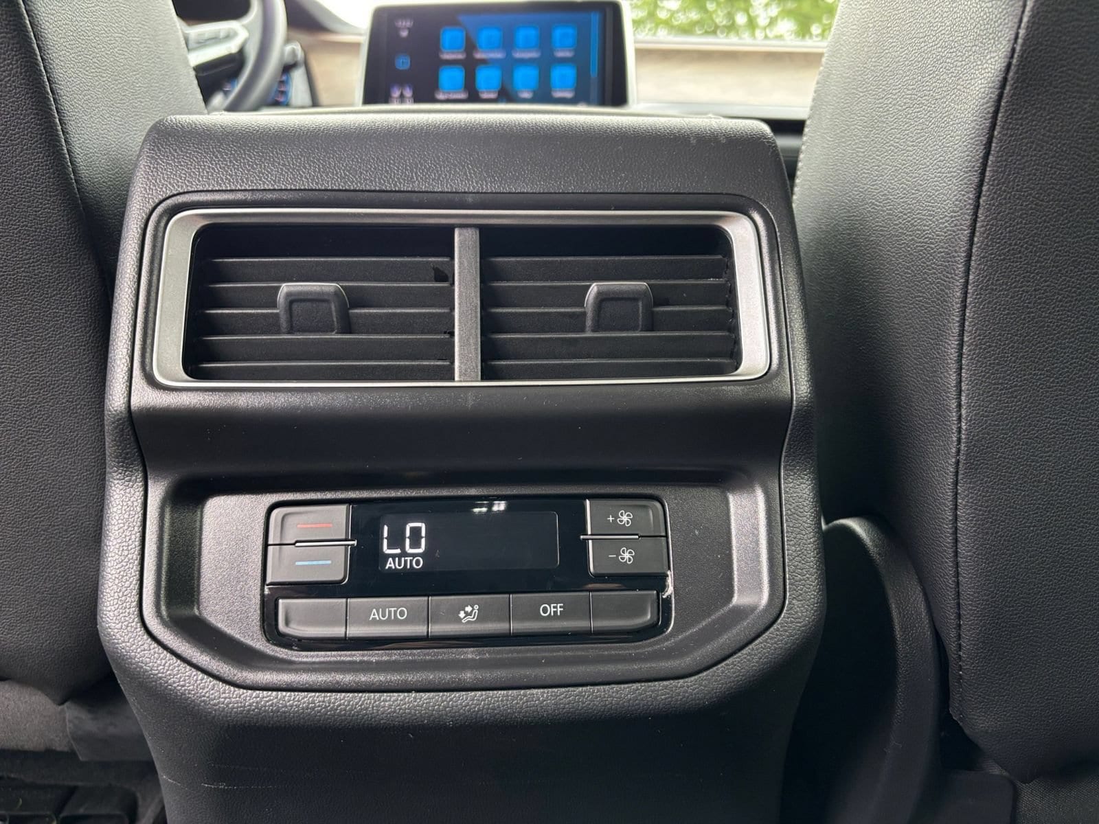 Thumbnail: 2026 Volkswagen Atlas - 25