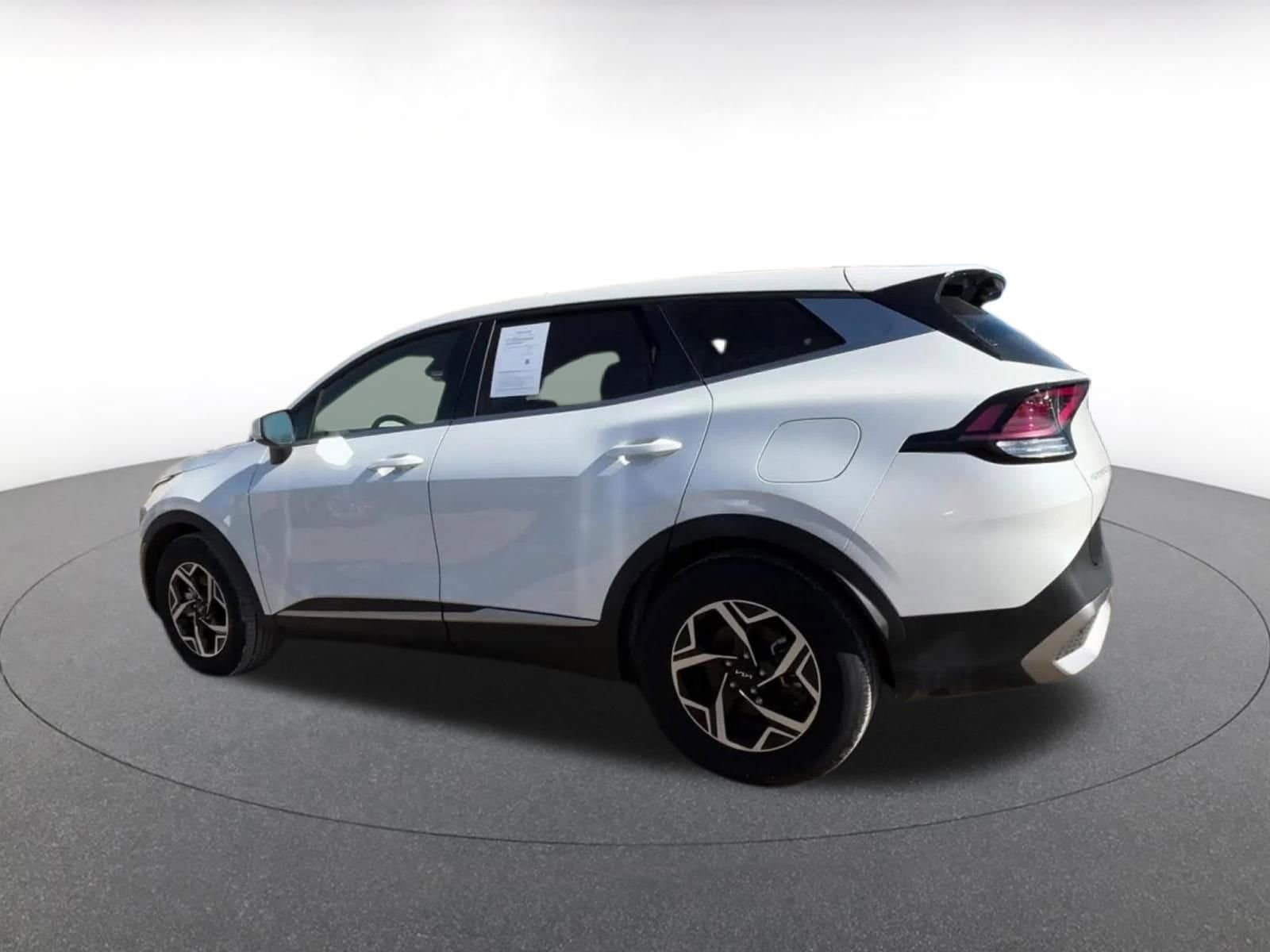 Thumbnail: 2025 Kia Sportage - 10