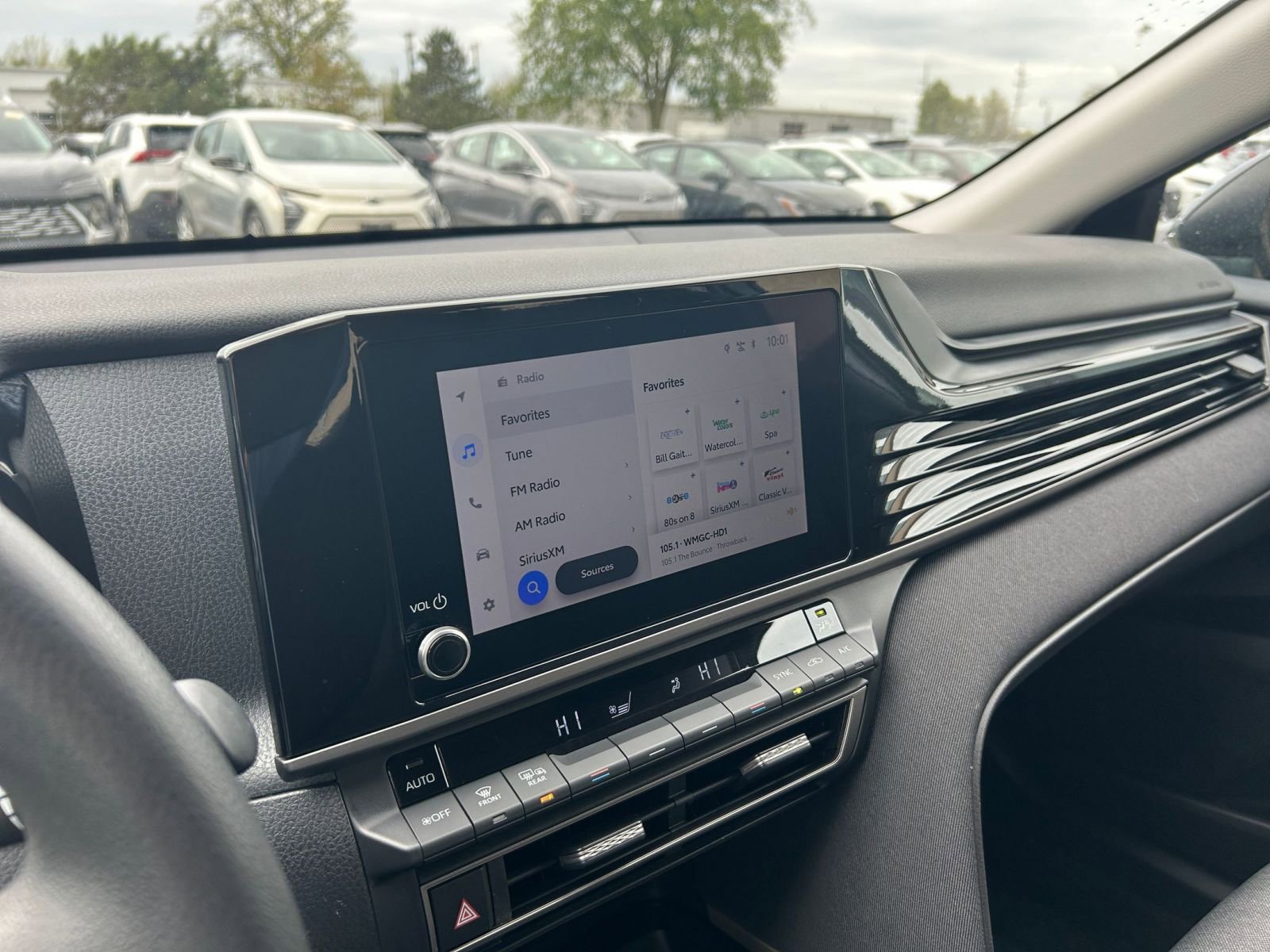 2025 Toyota Camry LE 26
