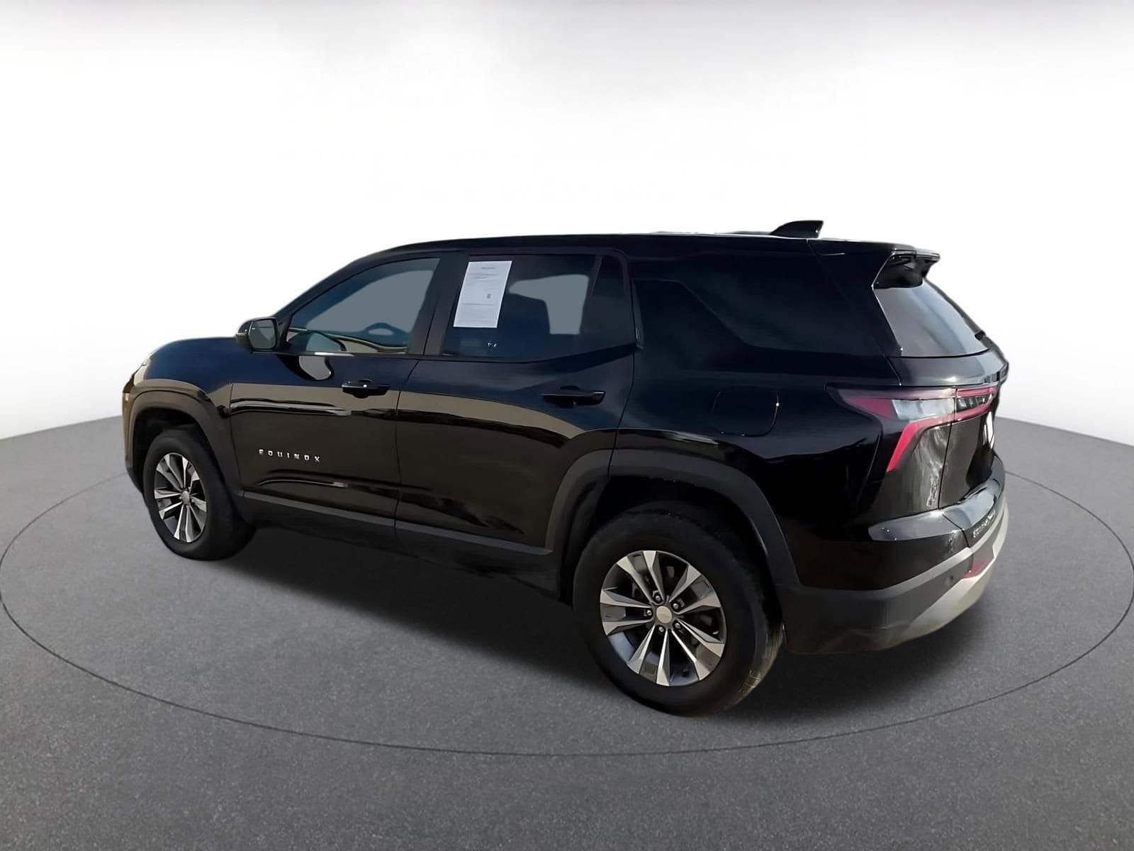 Thumbnail: 2025 Chevrolet Equinox - 10