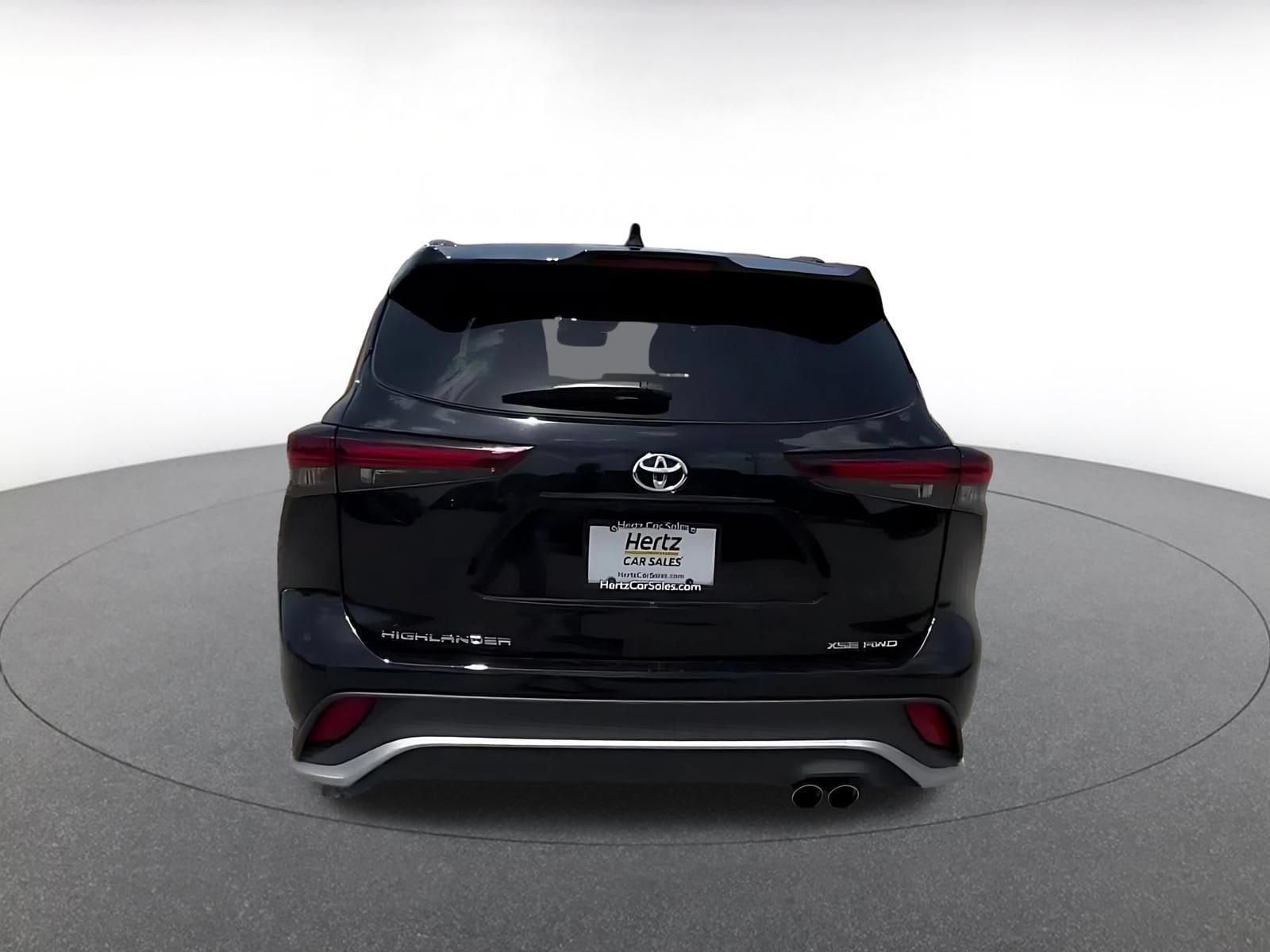 Thumbnail: 2025 Toyota Highlander - 12