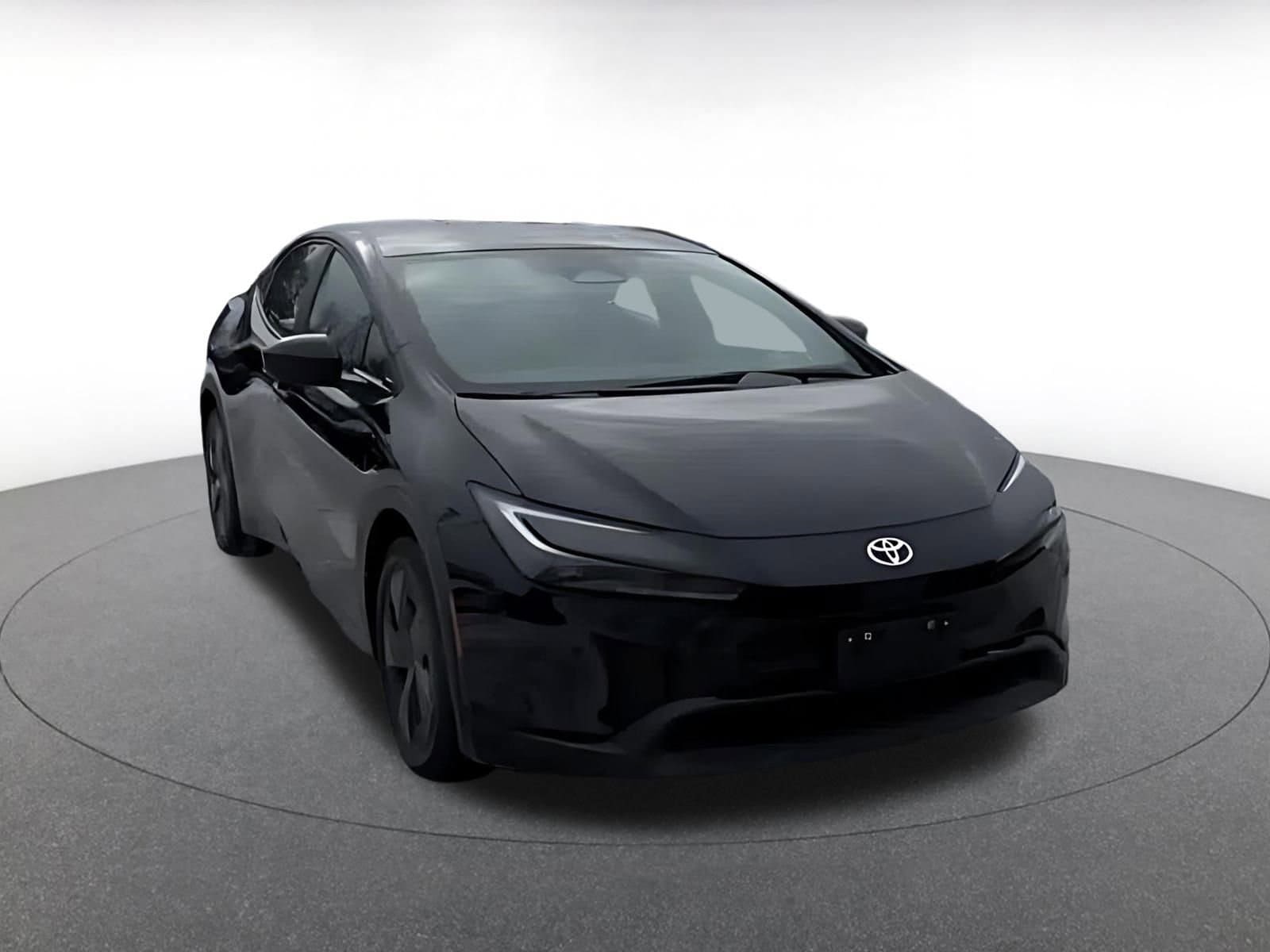 Thumbnail: 2025 Toyota Prius - 3