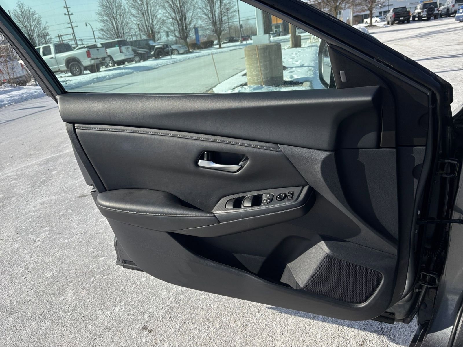 Thumbnail: 2025 Nissan Sentra - 18