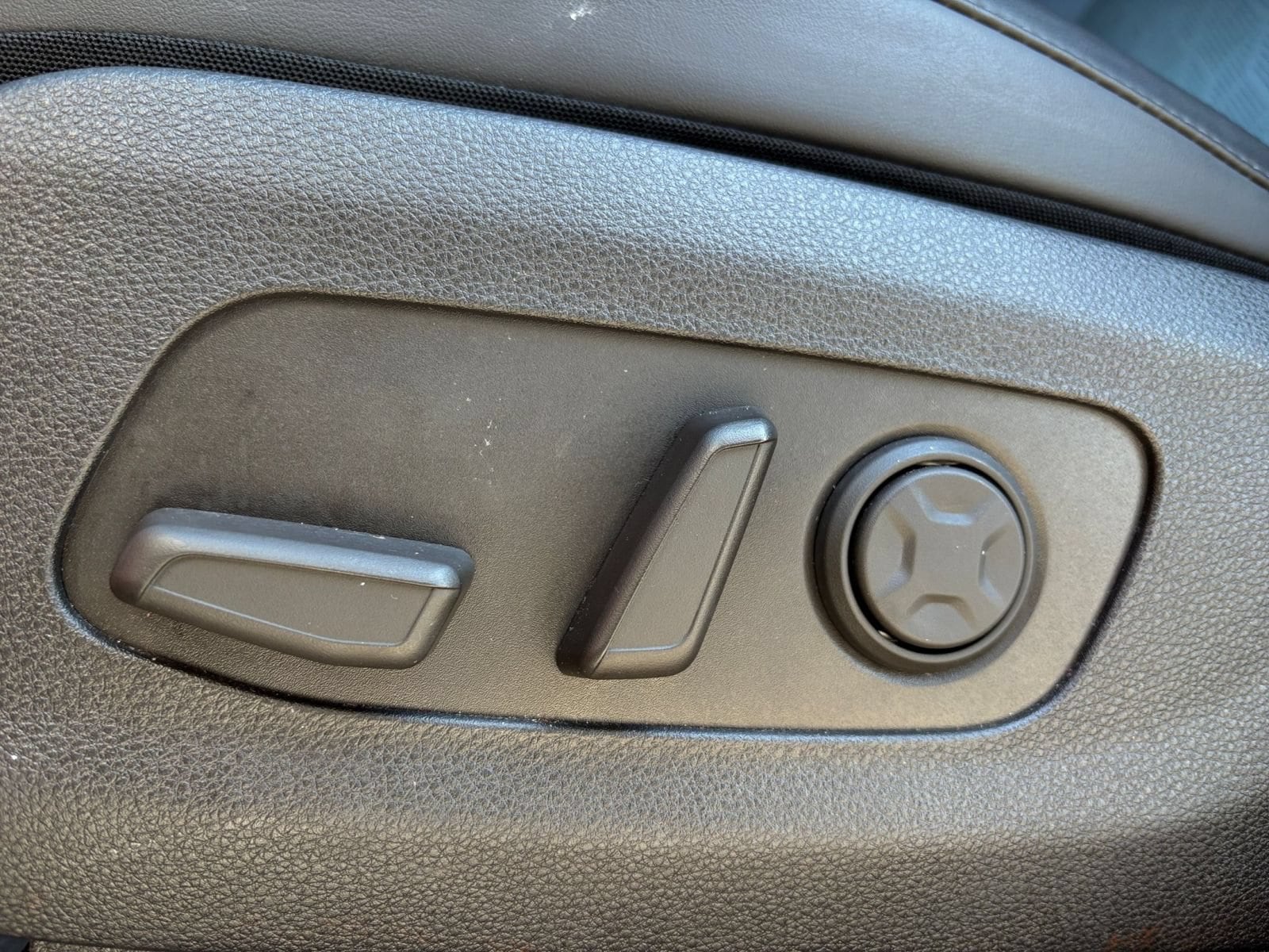 Thumbnail: 2026 Kia Carnival - 23