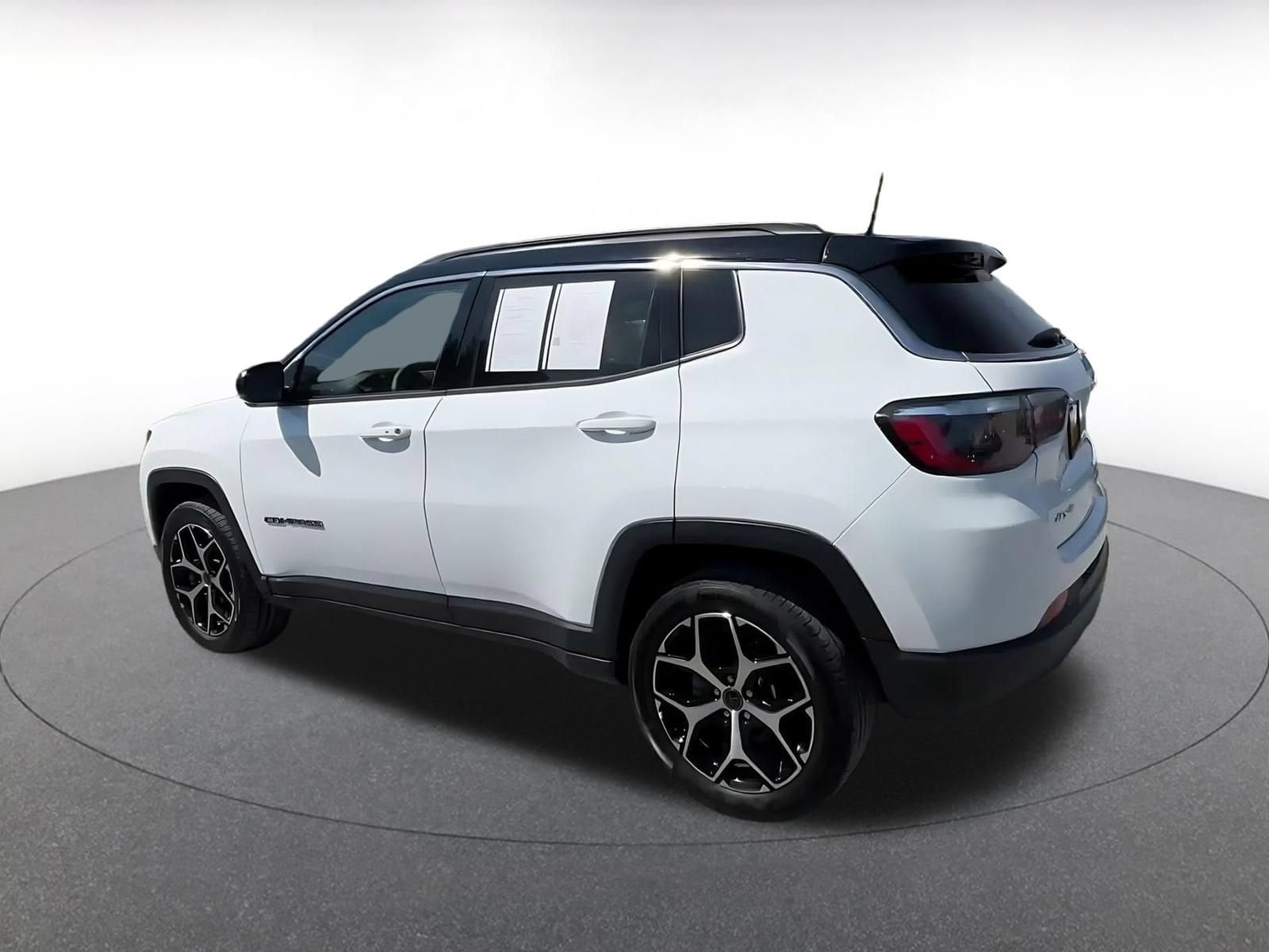 Thumbnail: 2025 Jeep Compass - 8