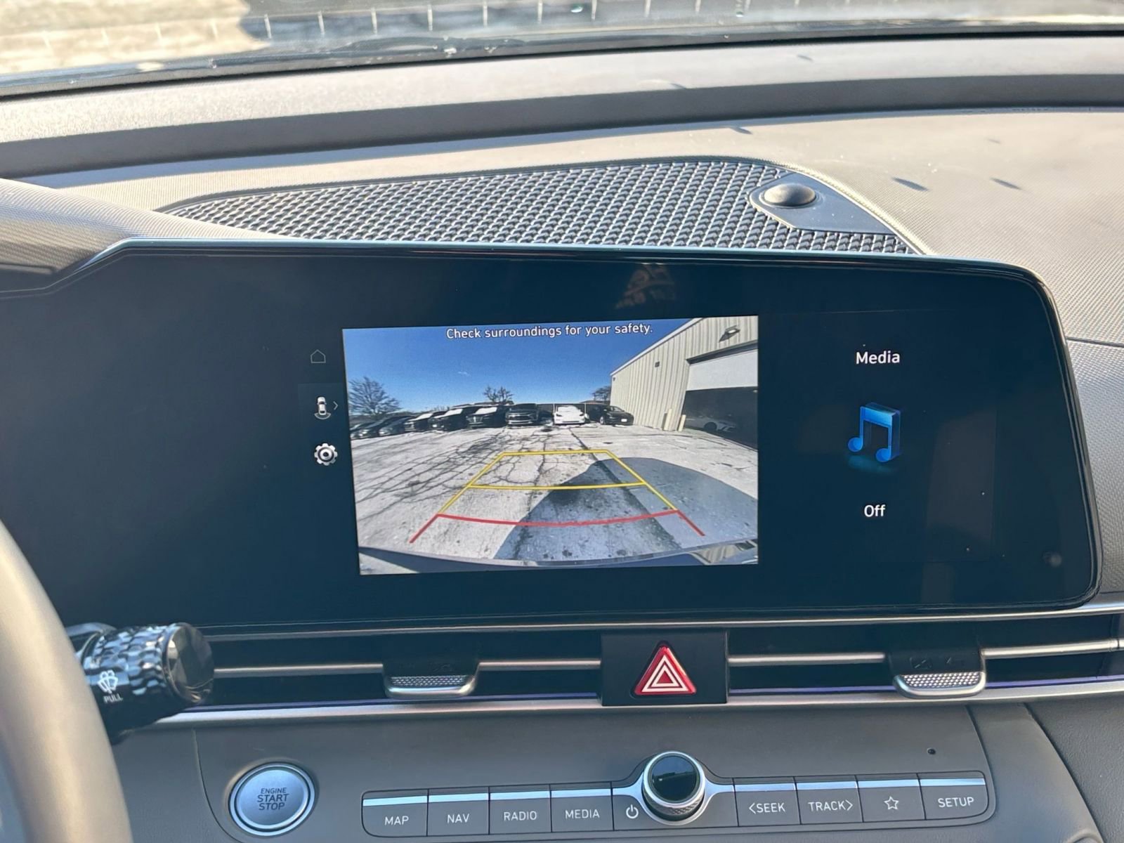 Thumbnail: 2025 Nissan Sentra - 23