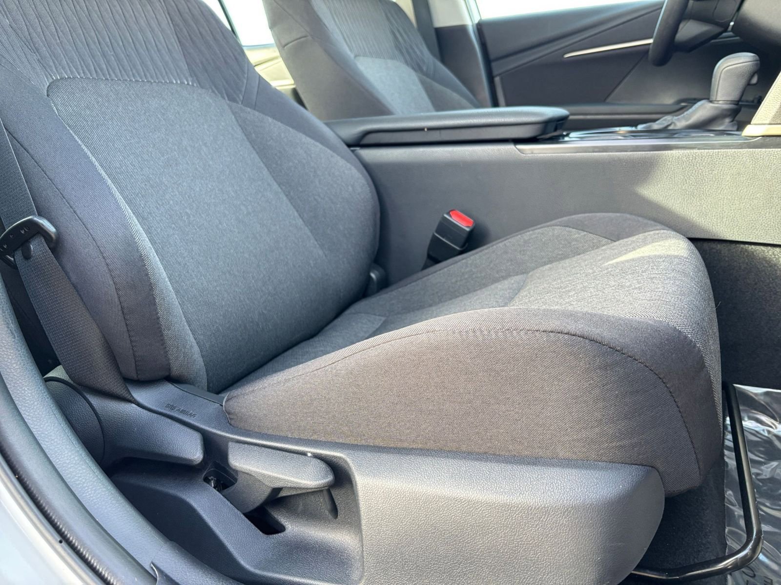 Thumbnail: 2025 Toyota Camry - 25