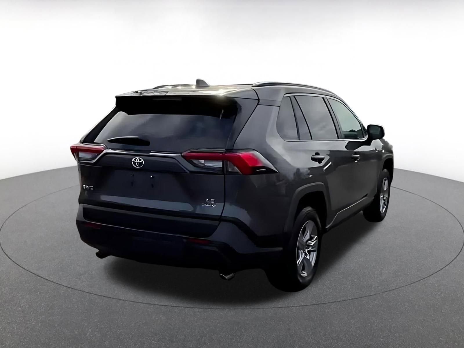 Thumbnail: 2025 Toyota RAV4 - 15