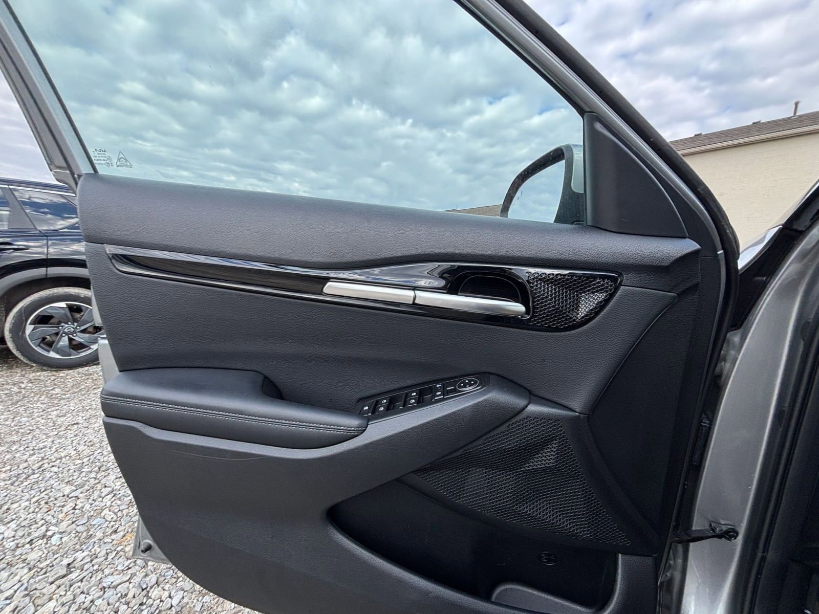 Thumbnail: 2025 Kia Seltos - 18