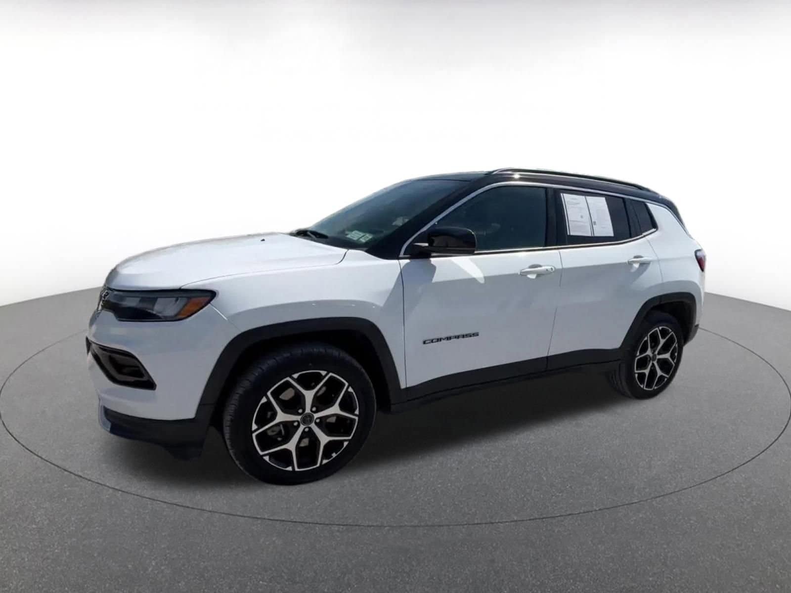 Thumbnail: 2025 Jeep Compass - 8
