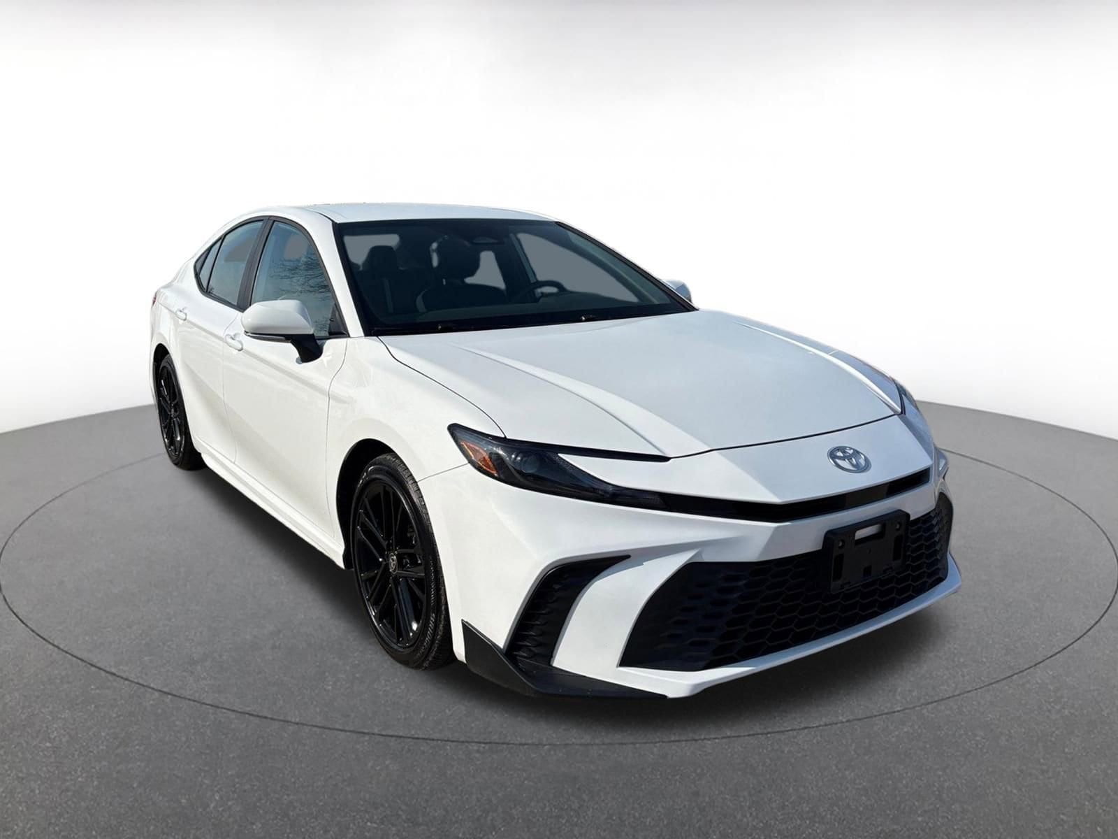 Thumbnail: 2025 Toyota Camry - 1