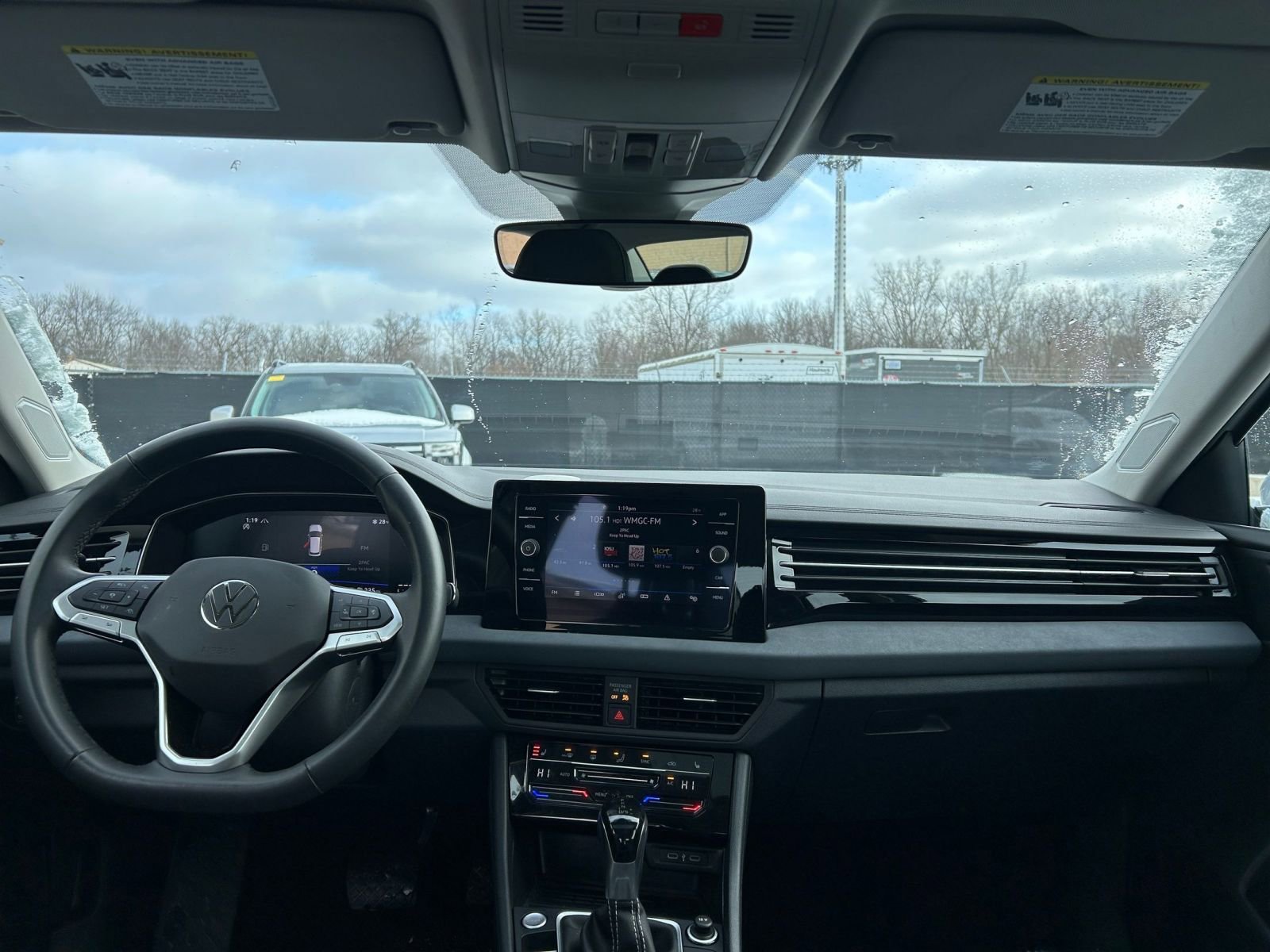 Thumbnail: 2025 Volkswagen Jetta - 33