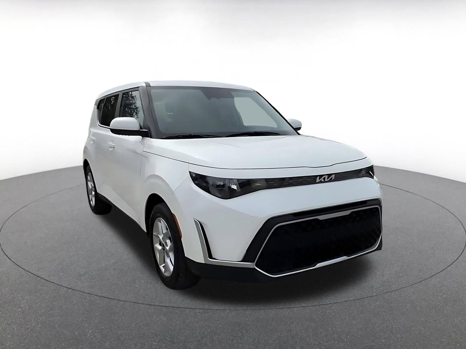 Thumbnail: 2025 Kia Soul - 3