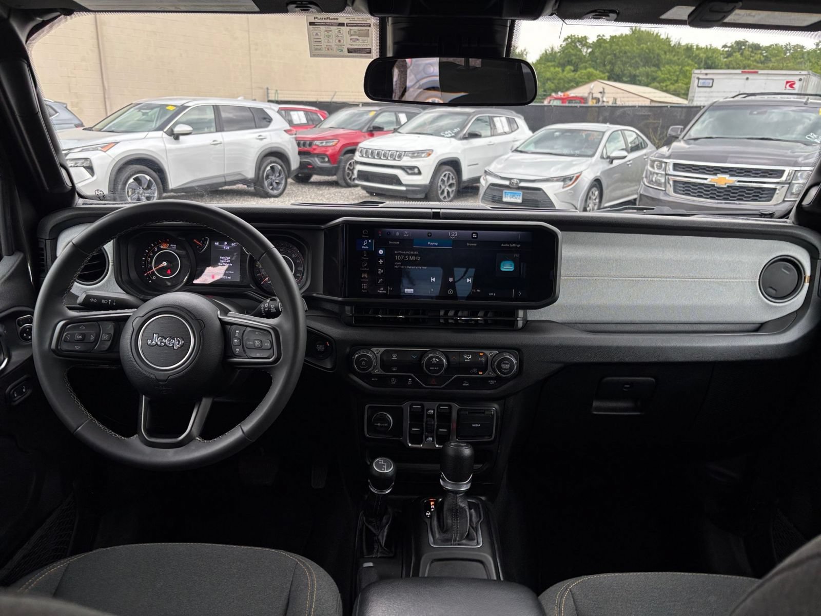 Thumbnail: 2025 Jeep Wrangler - 33