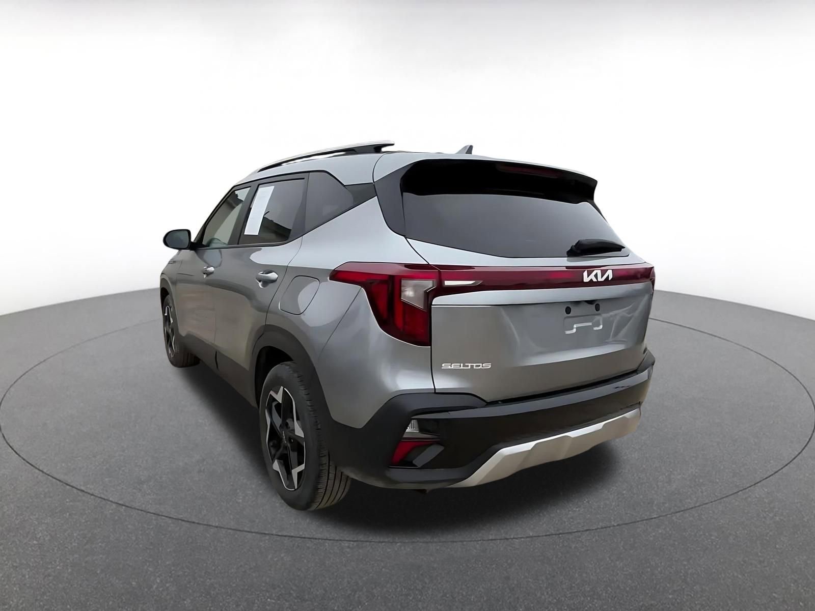 Thumbnail: 2025 Kia Seltos - 11