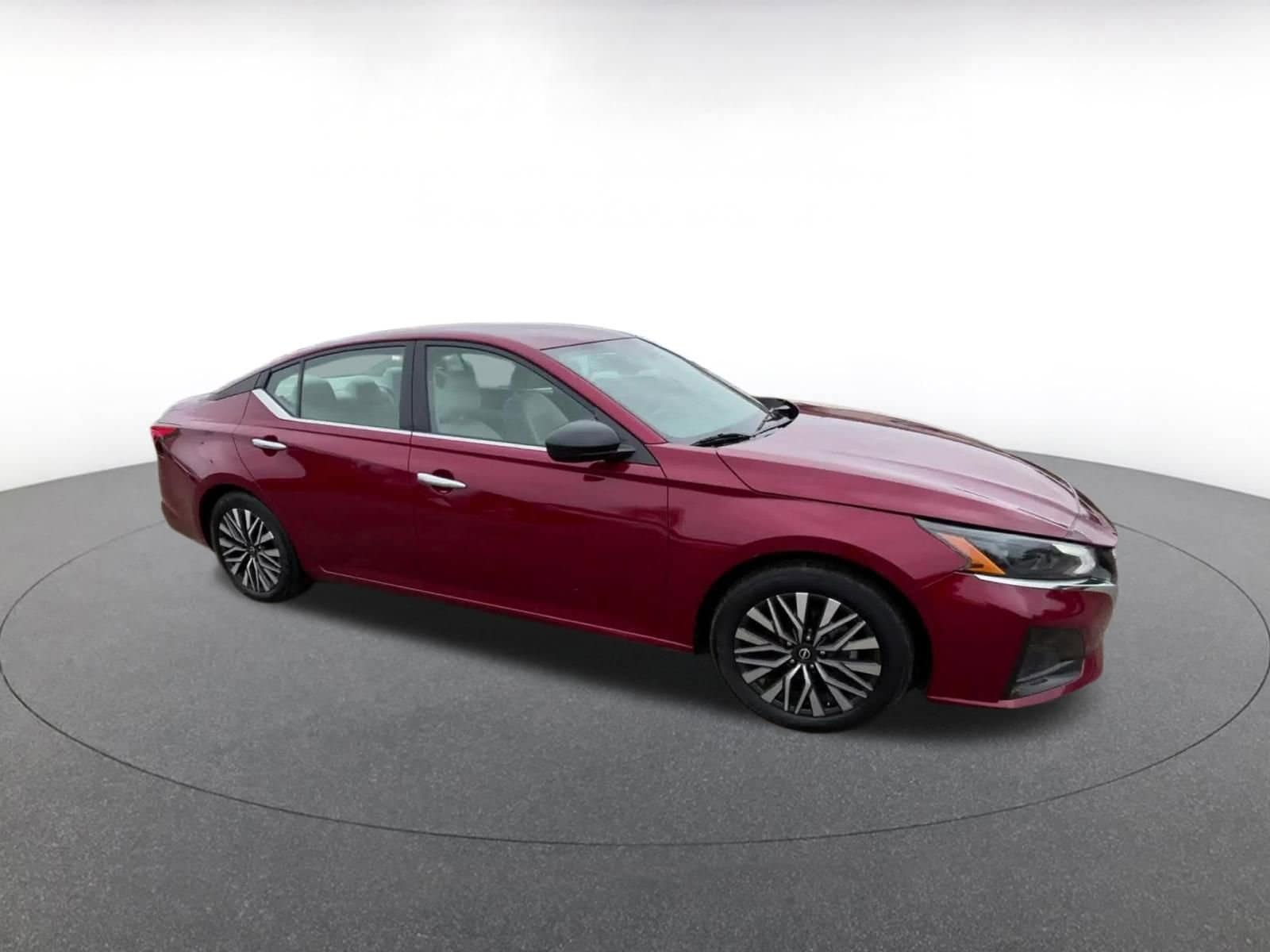 Thumbnail: 2025 Nissan Altima - 2