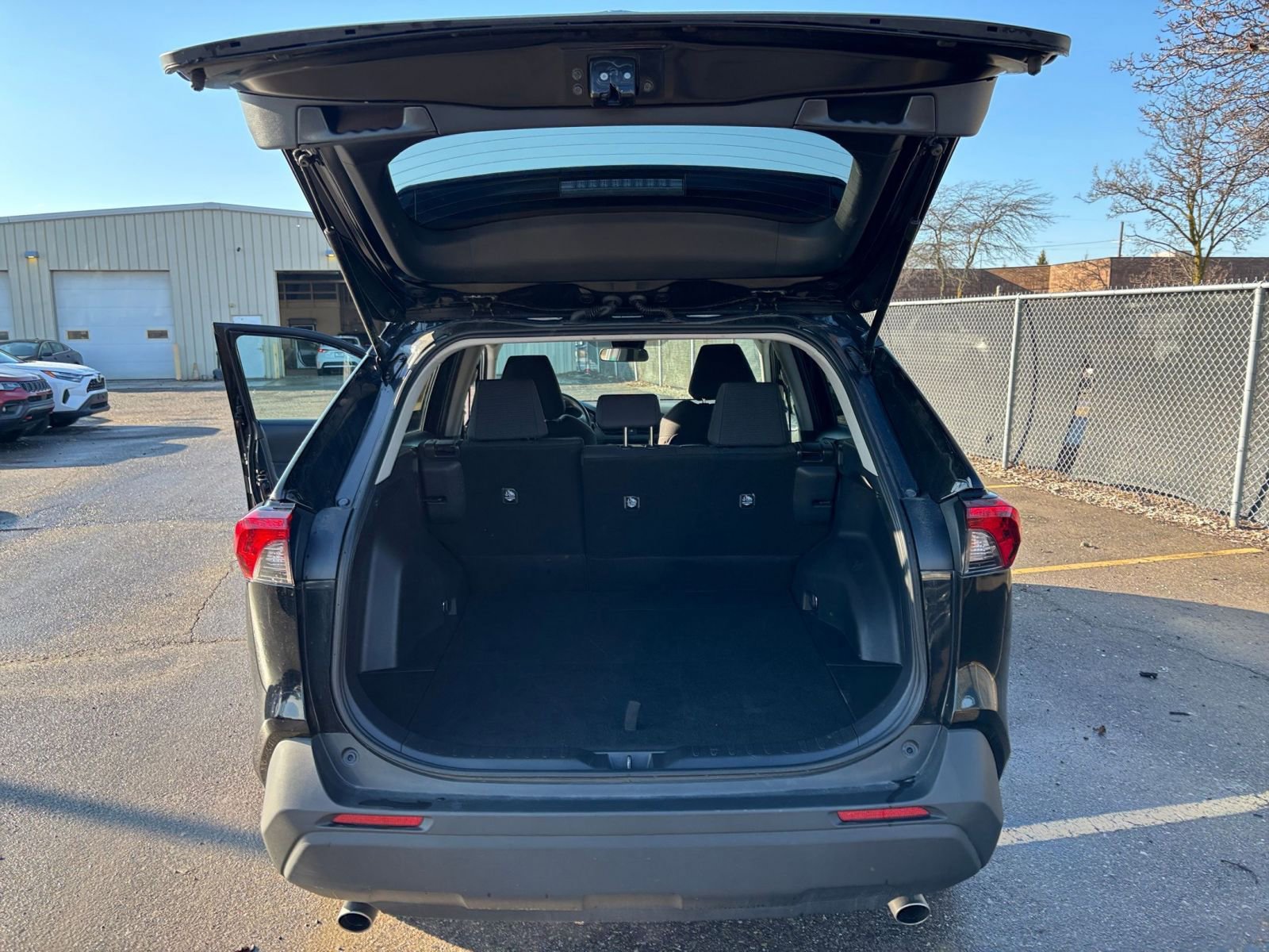 Thumbnail: 2025 Toyota RAV4 - 30