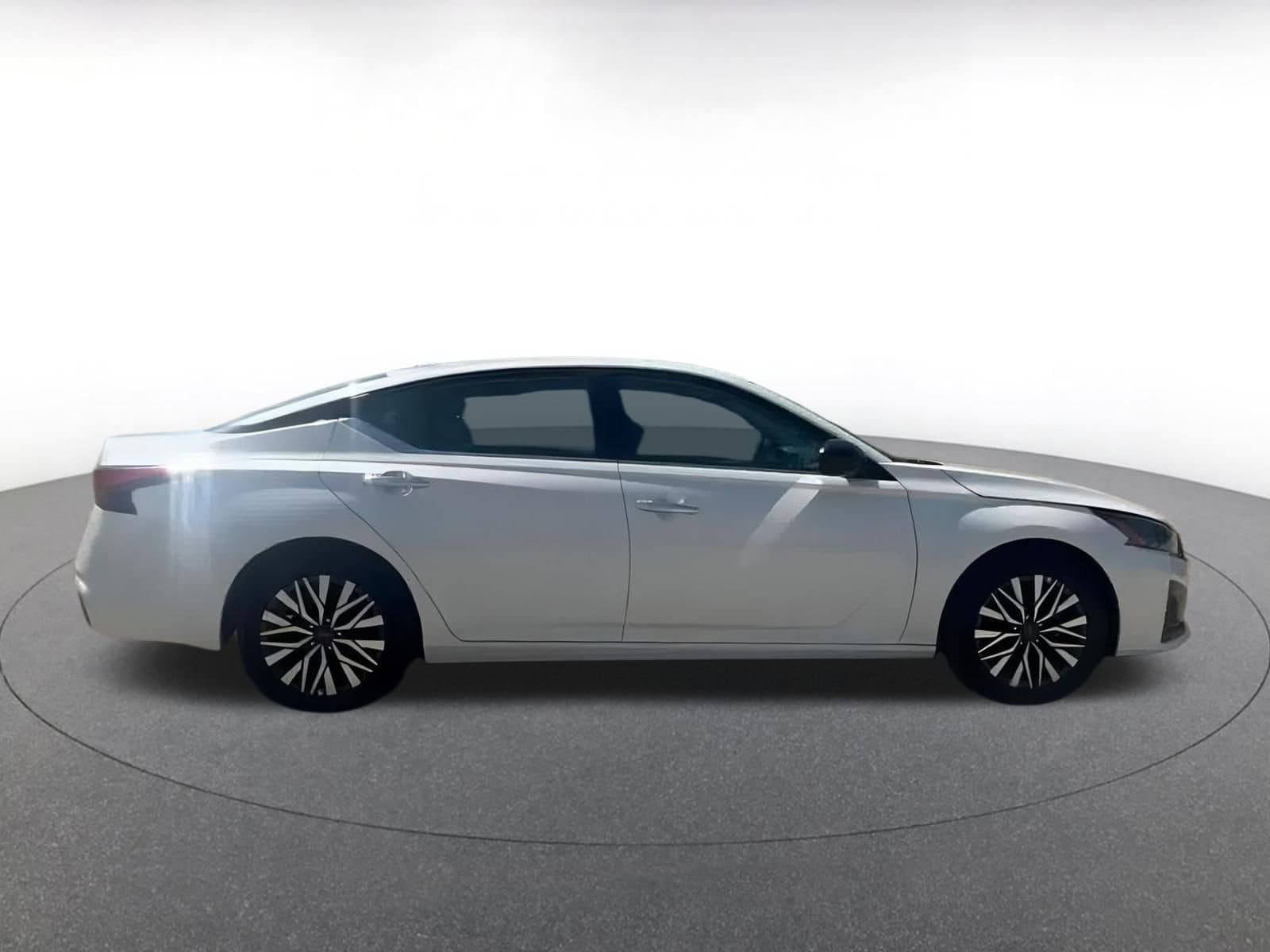 Thumbnail: 2024 Nissan Altima - 16