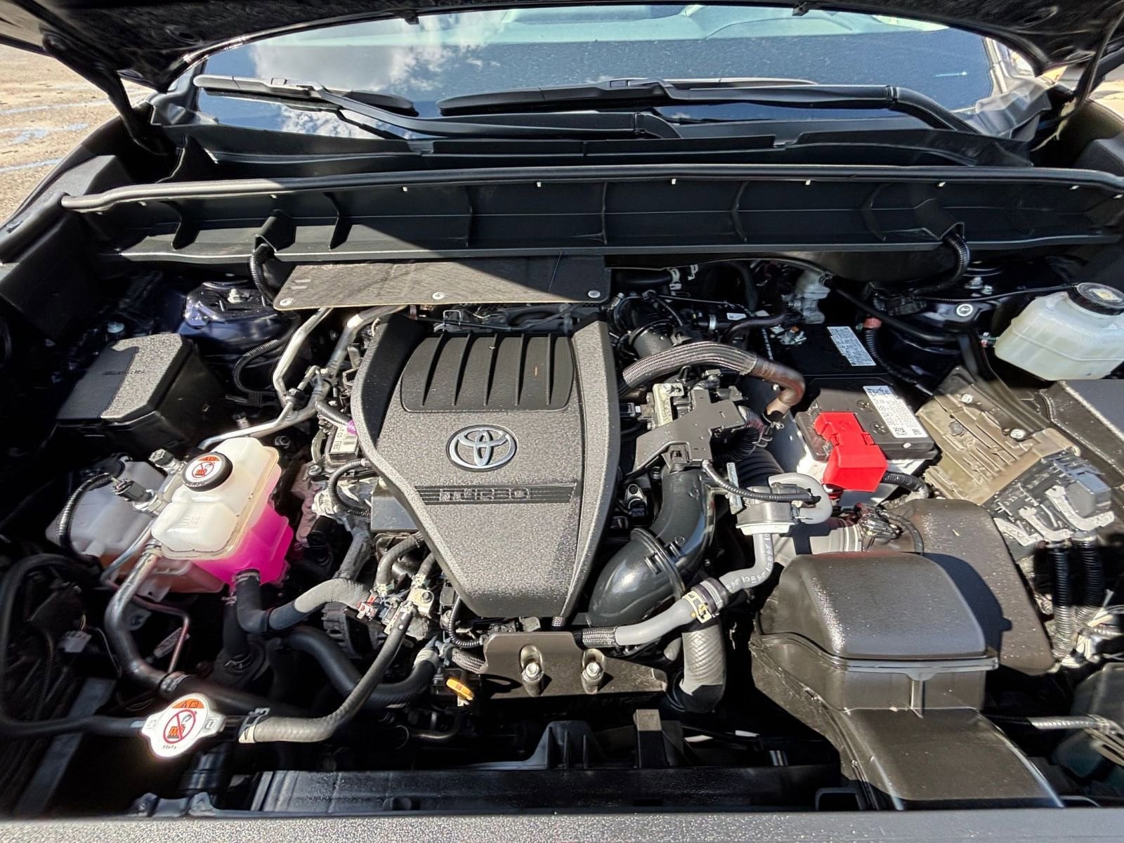 Thumbnail: 2025 Toyota Highlander - 35