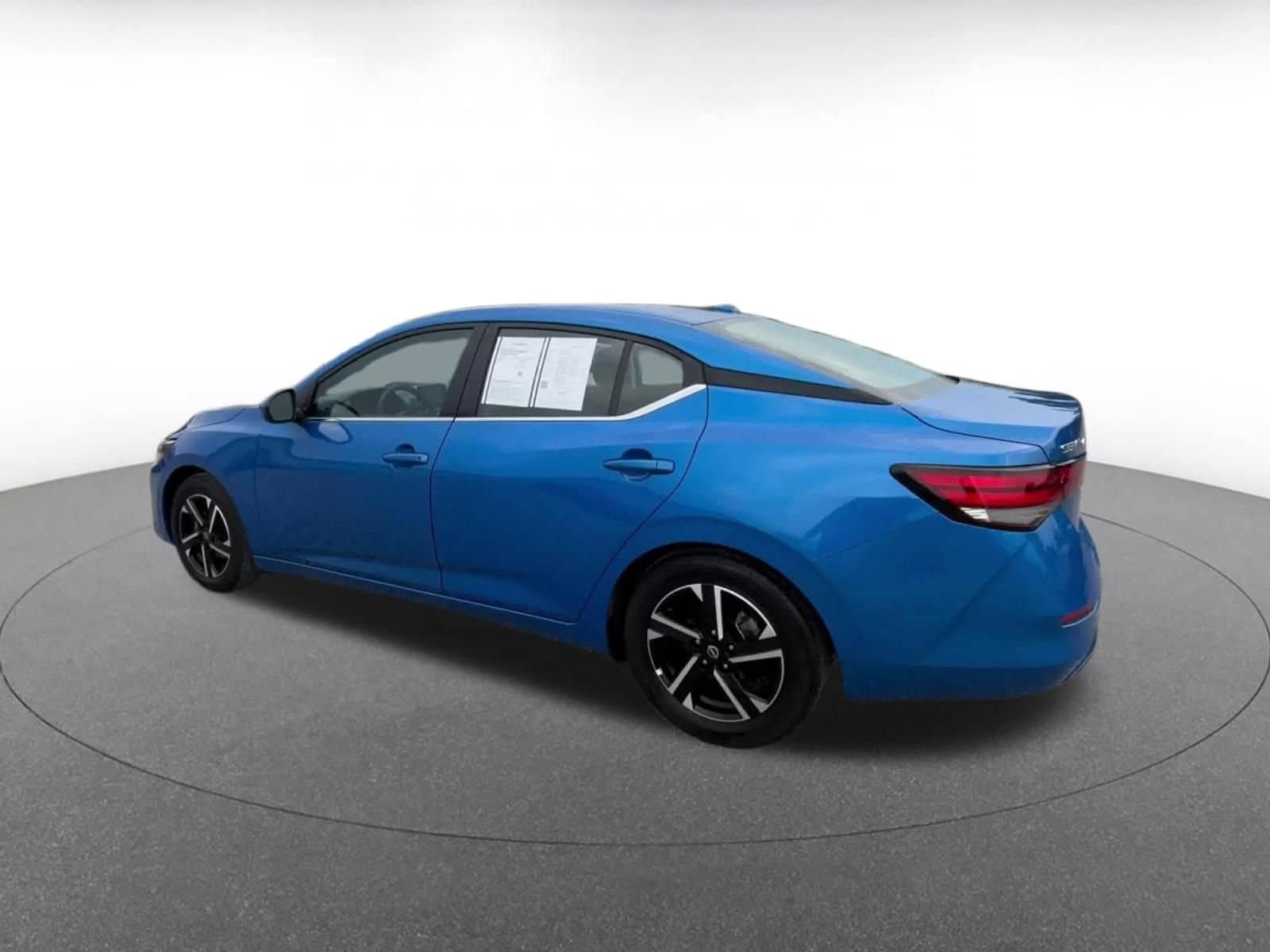 Thumbnail: 2025 Nissan Sentra - 10