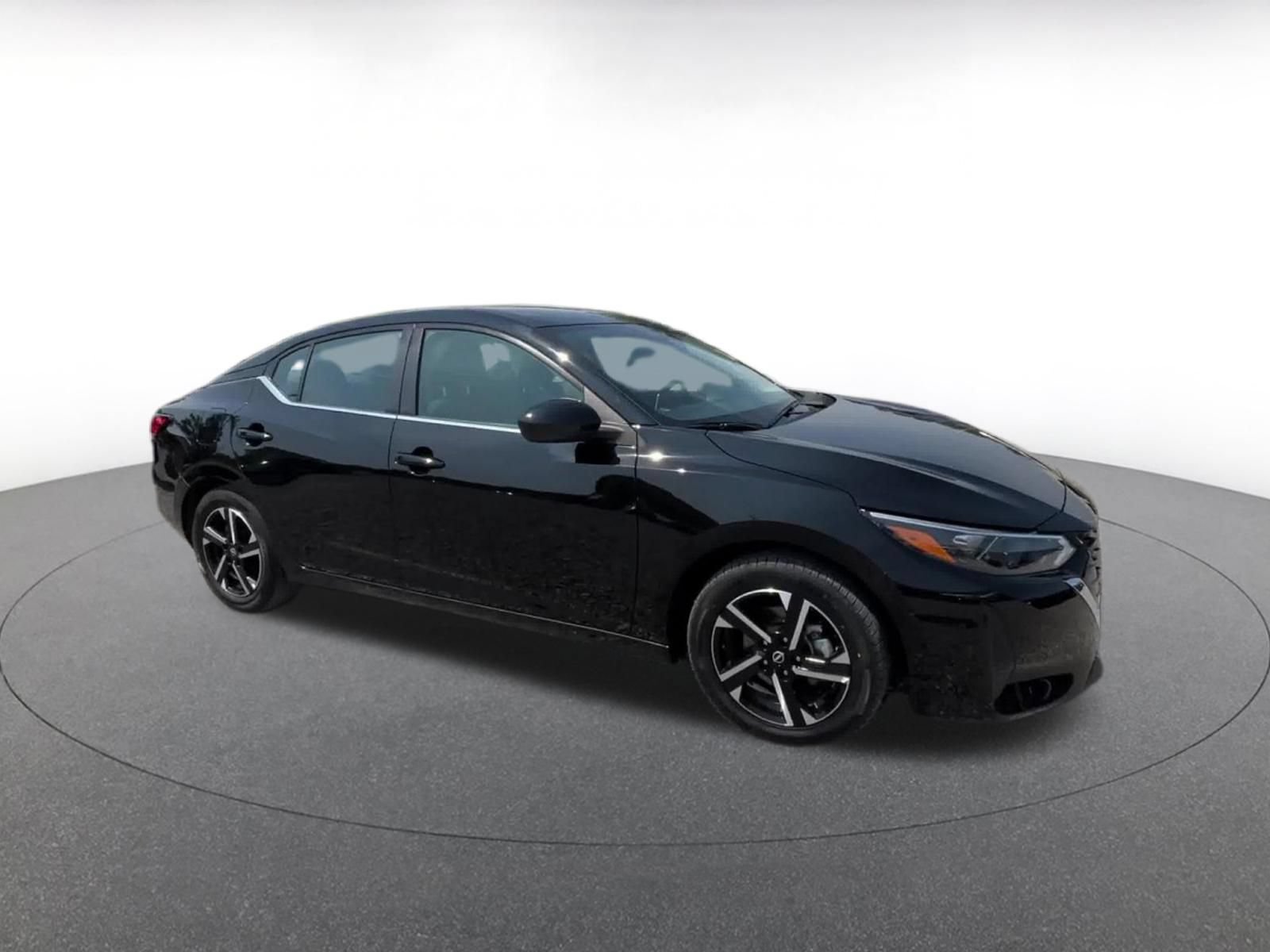 Thumbnail: 2025 Nissan Sentra - 2