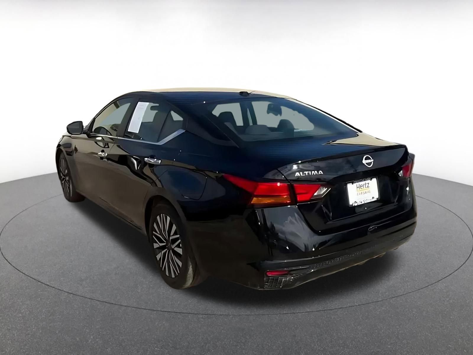 Thumbnail: 2025 Nissan Altima - 11