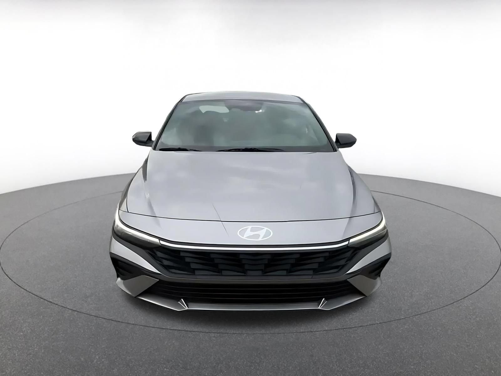 Thumbnail: 2026 Hyundai Elantra - 4