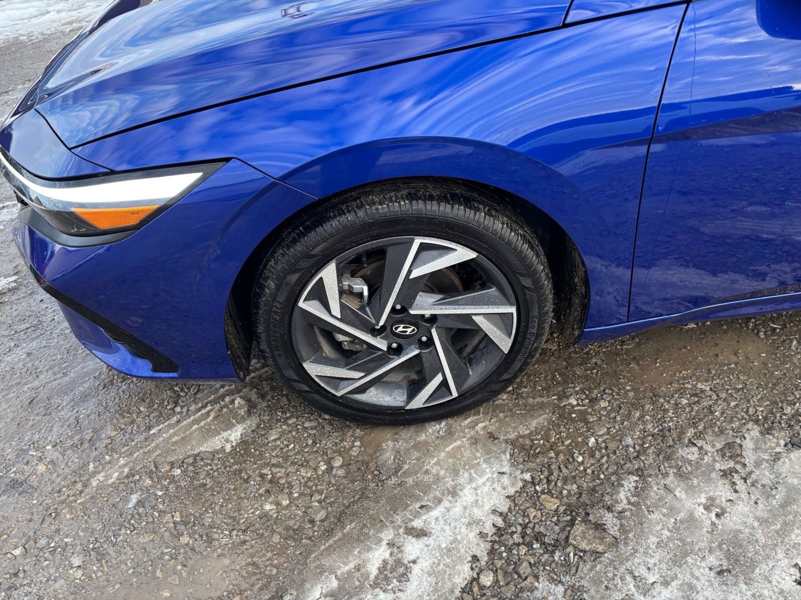 Thumbnail: 2025 Hyundai Elantra - 33