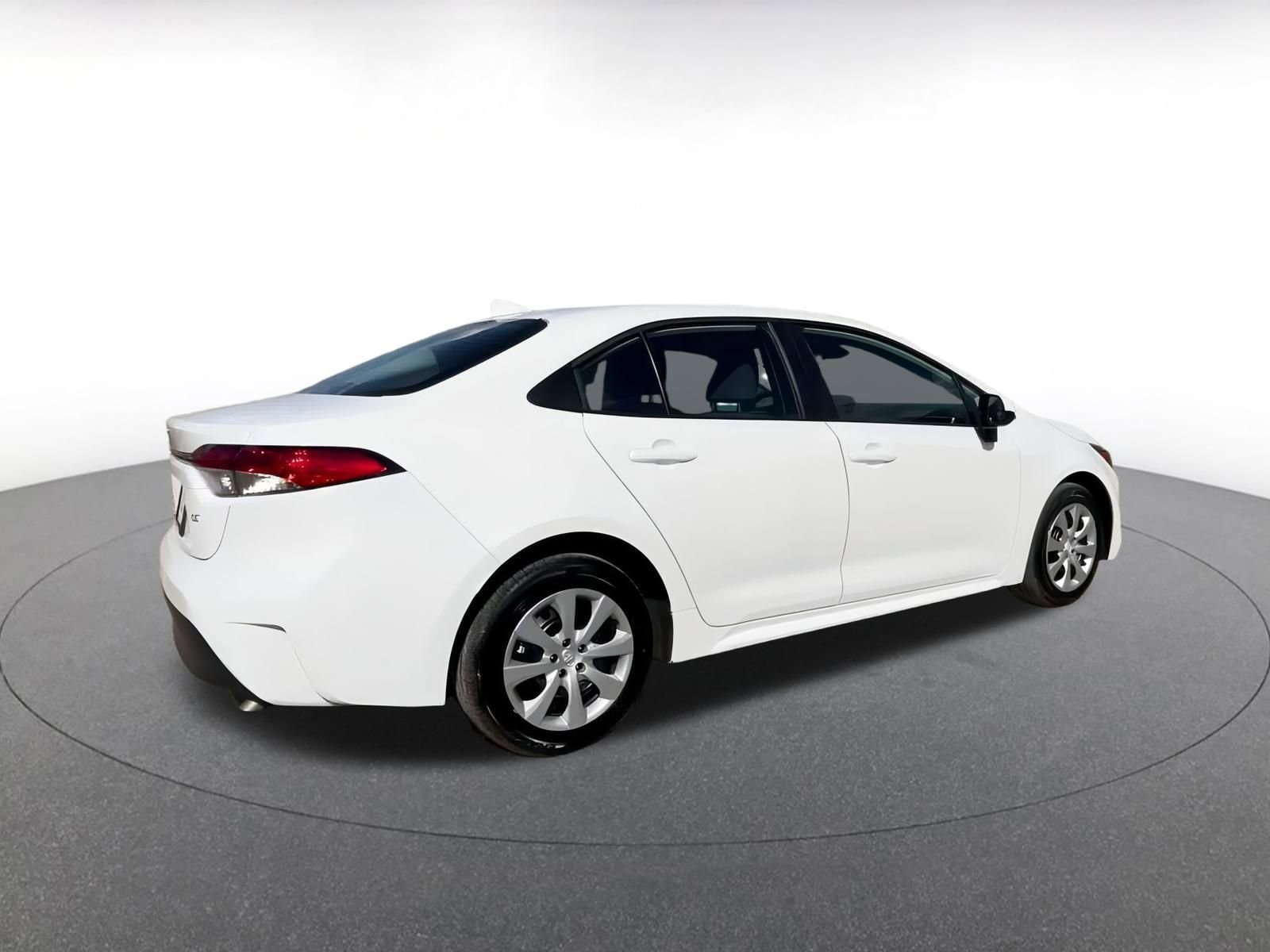 Thumbnail: 2025 Toyota Corolla - 15