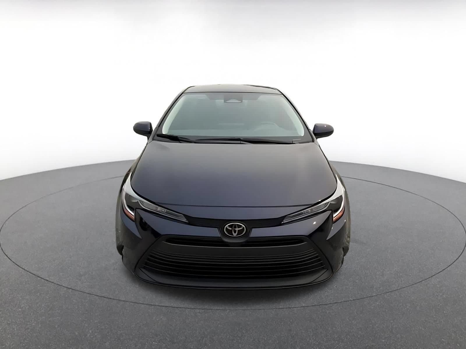 Thumbnail: 2025 Toyota Corolla - 4