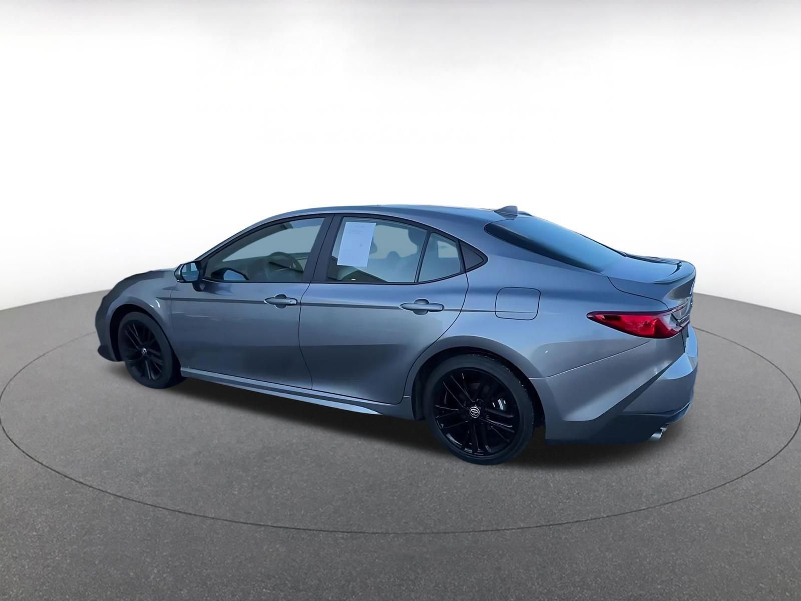 Thumbnail: 2025 Toyota Camry - 10