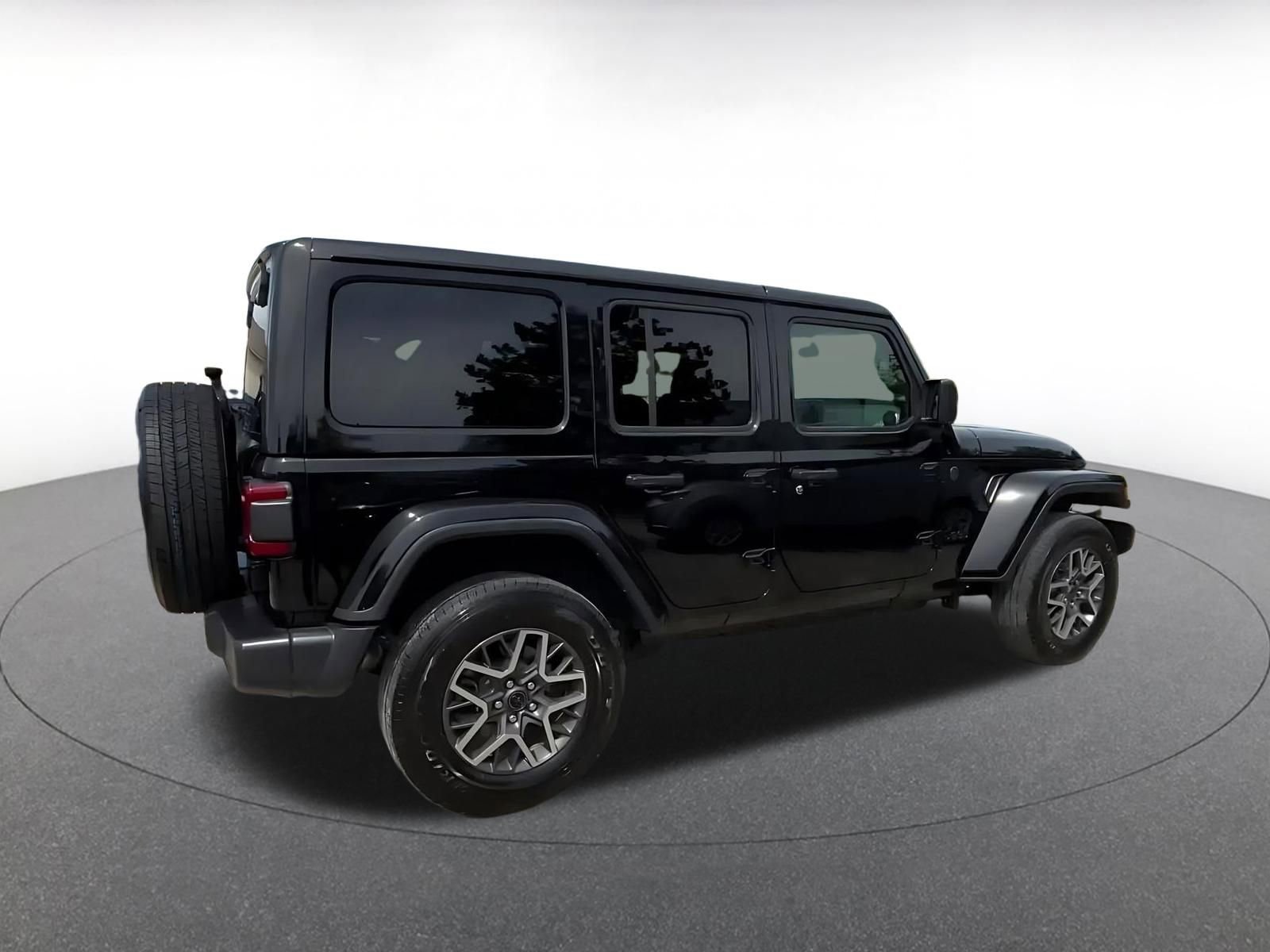 Thumbnail: 2025 Jeep Wrangler - 14