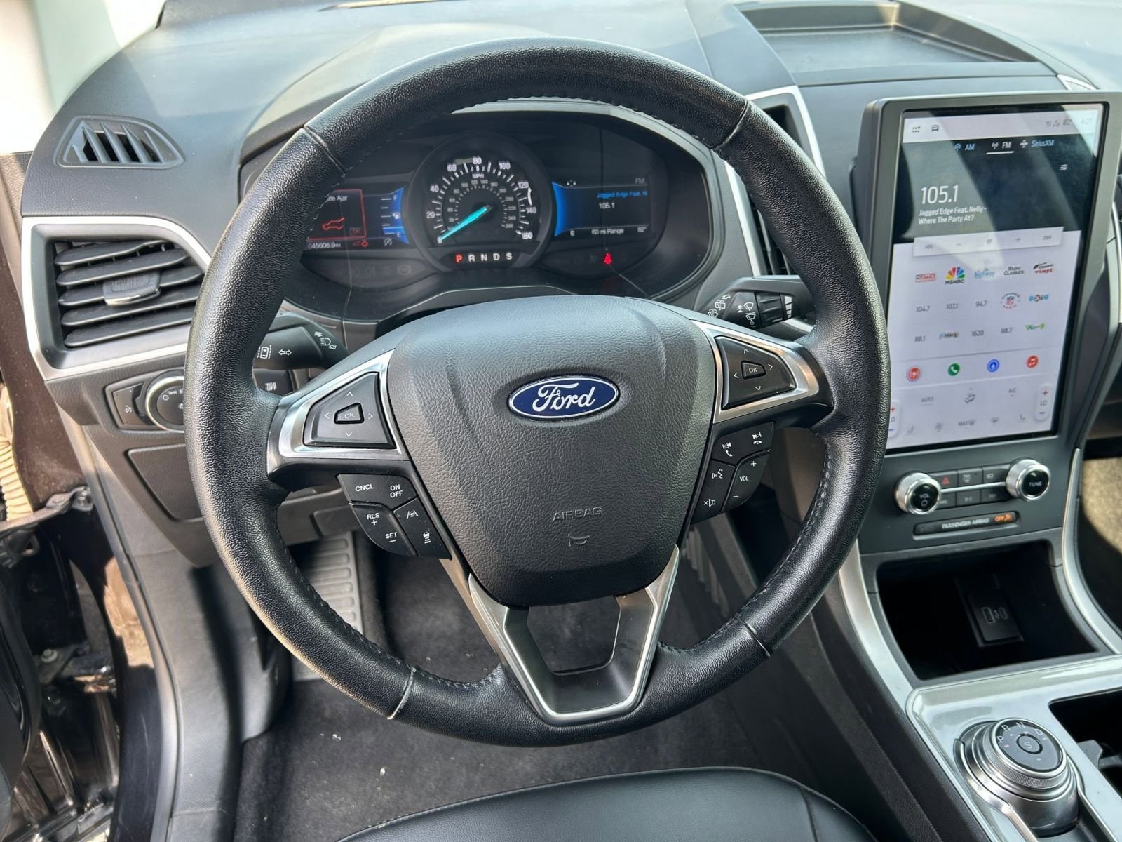 Thumbnail: 2023 Ford Edge - 28
