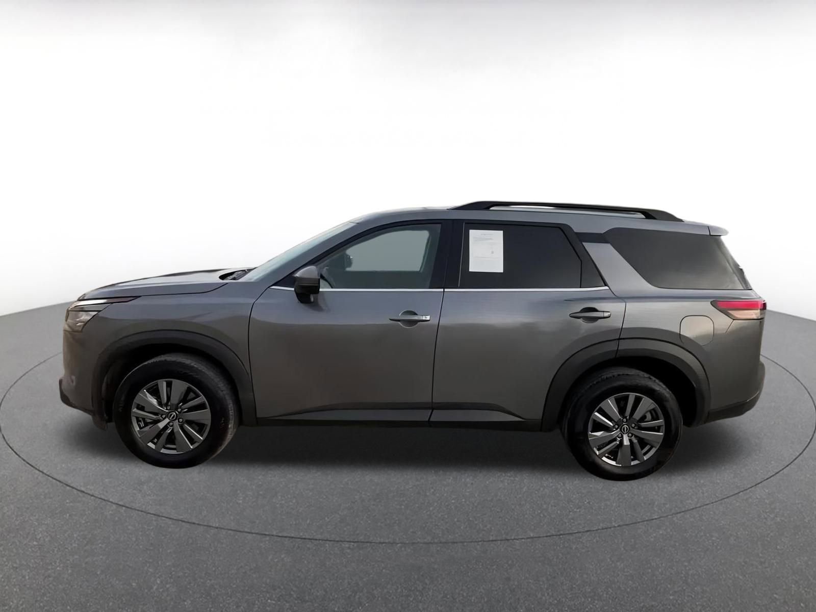 Thumbnail: 2025 Nissan Pathfinder - 9