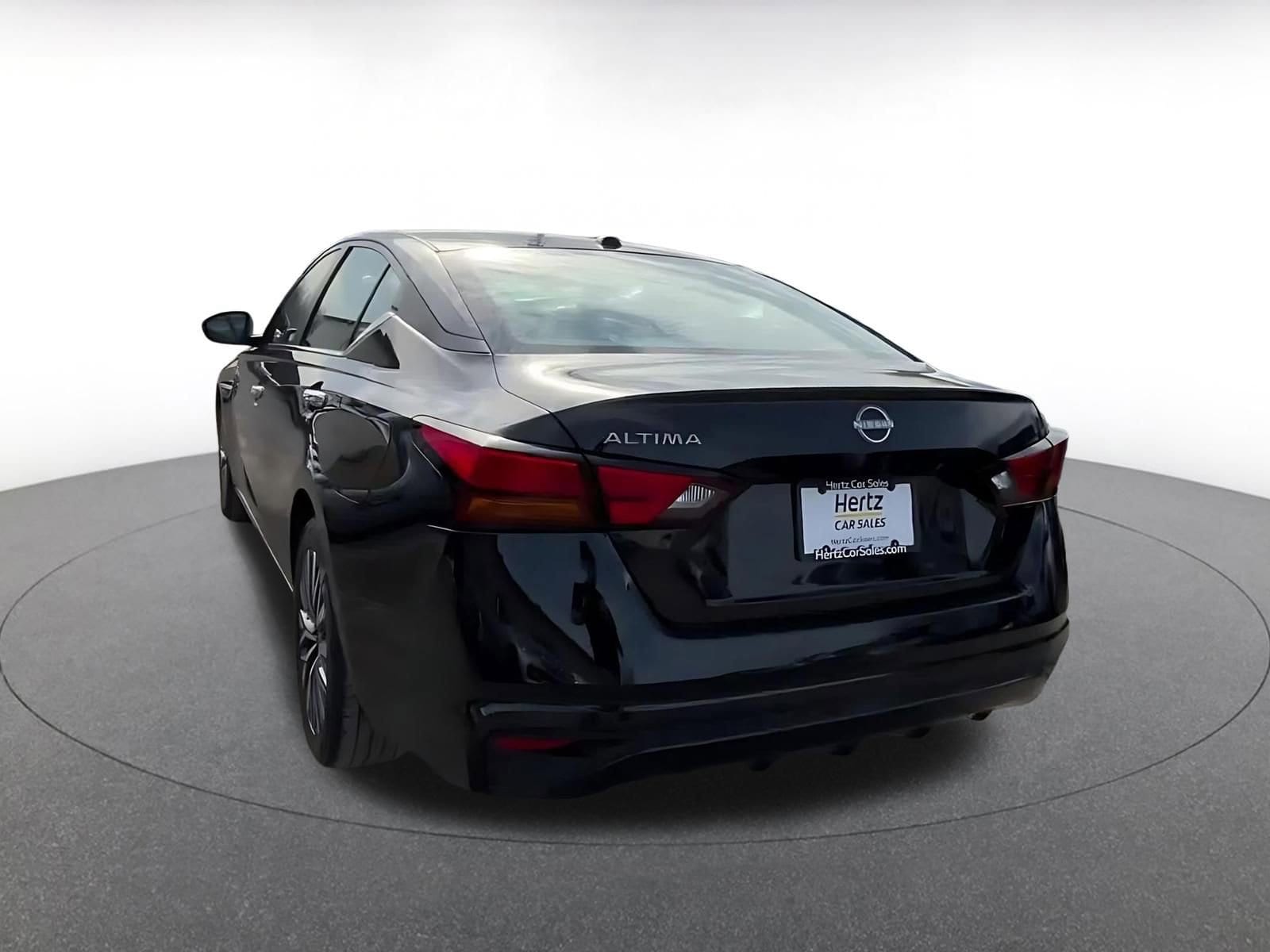 Thumbnail: 2025 Nissan Altima - 11