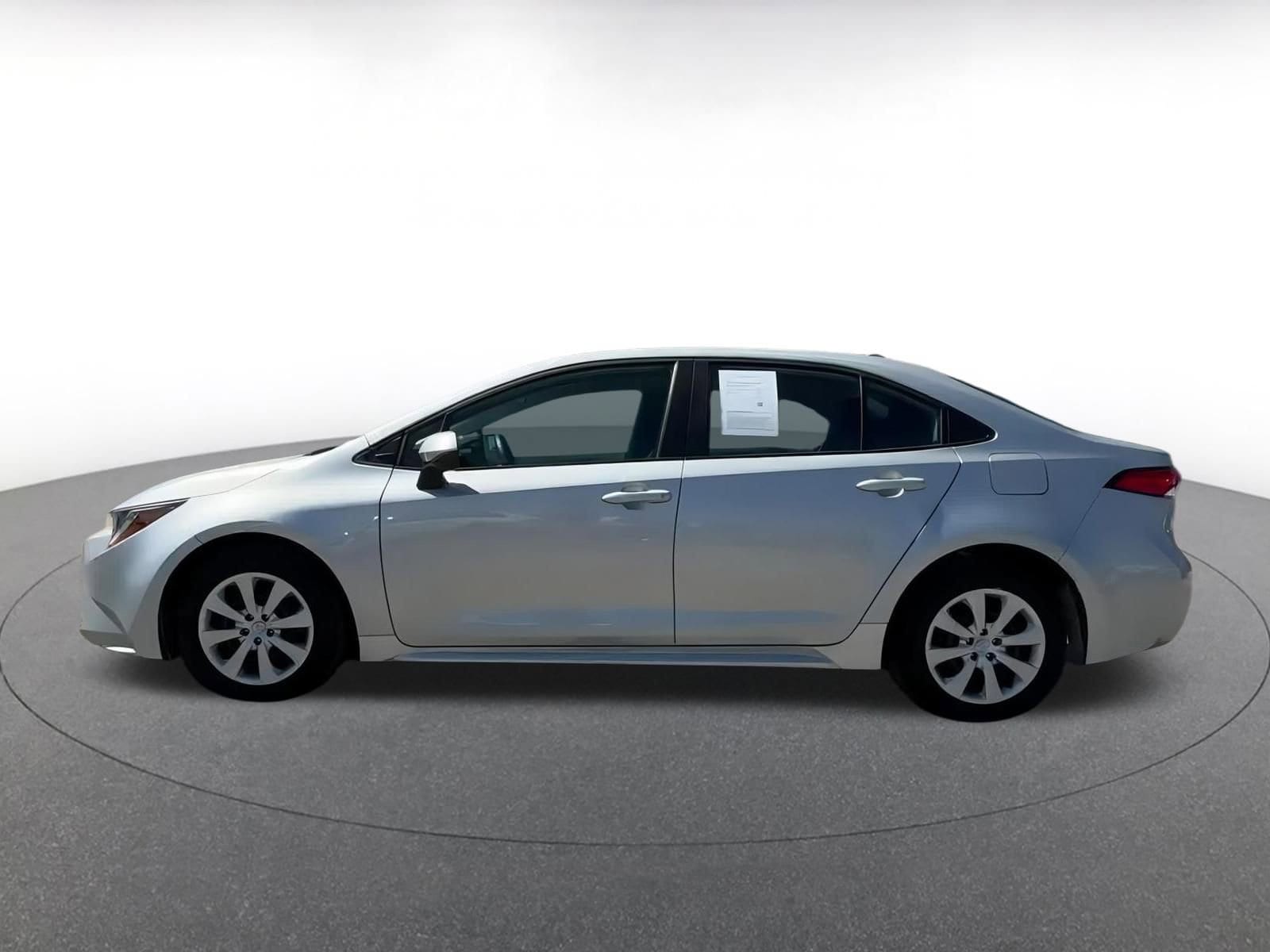 2024 Toyota Corolla LE 10
