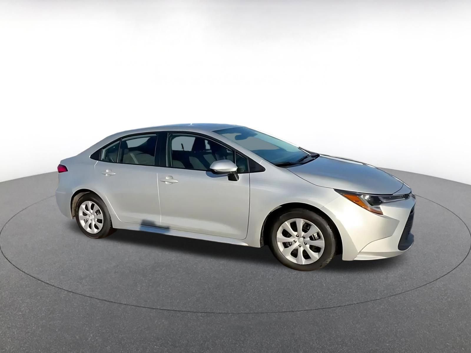 Thumbnail: 2025 Toyota Corolla - 2