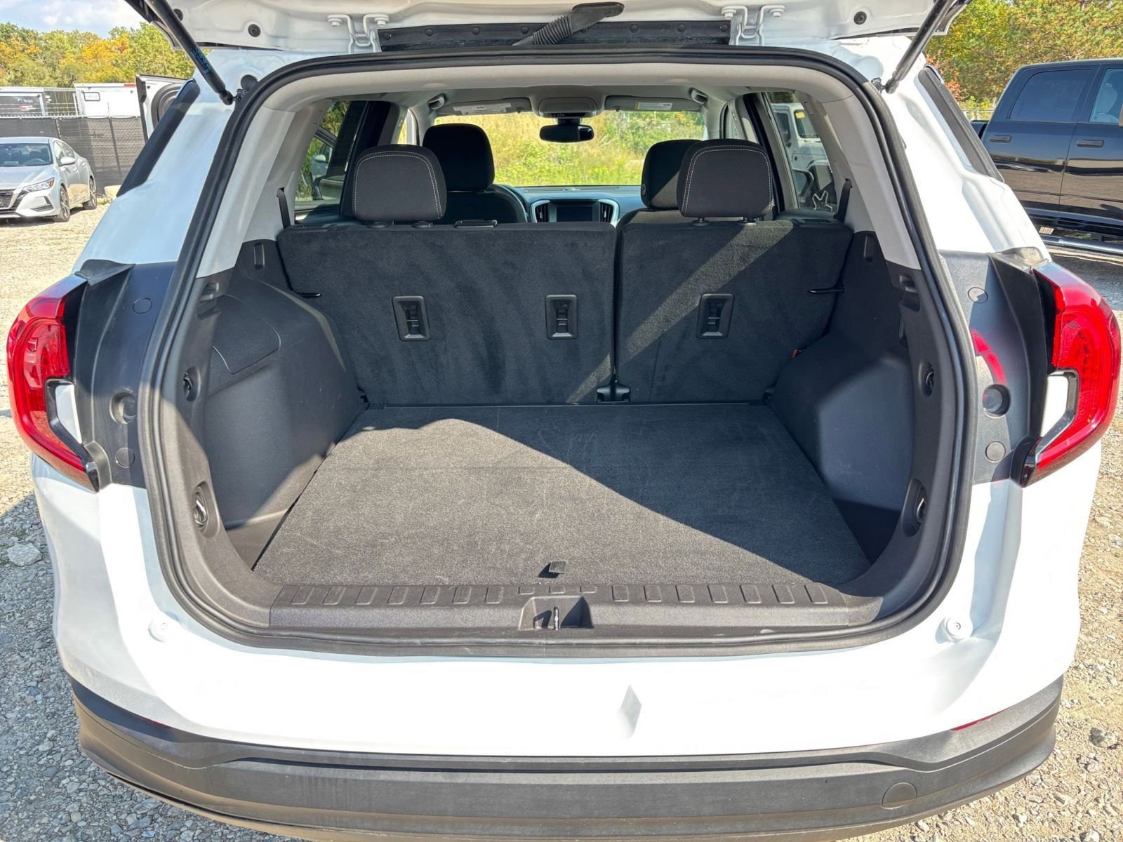 Thumbnail: 2024 GMC Terrain - 30