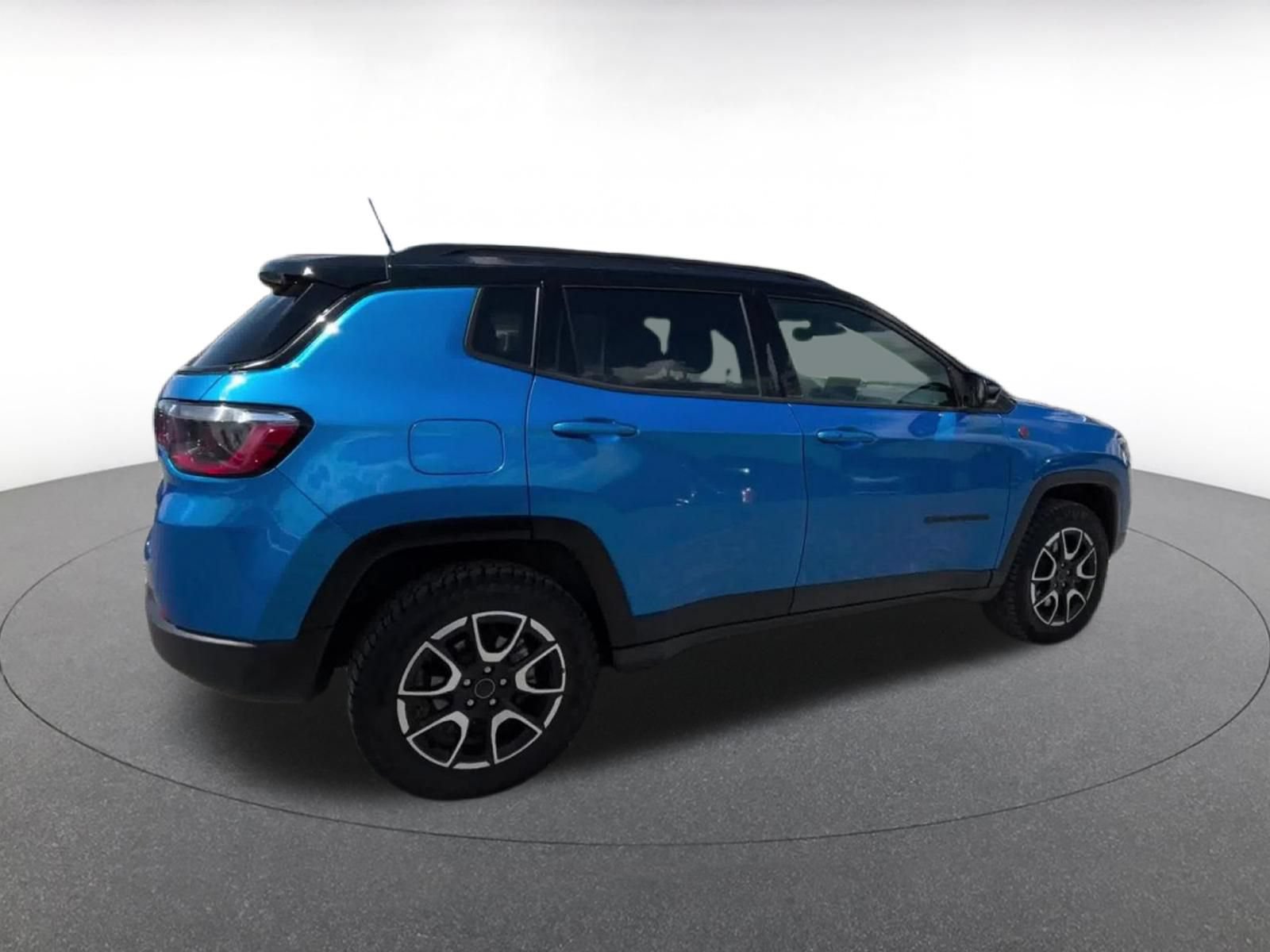 Thumbnail: 2025 Jeep Compass - 14