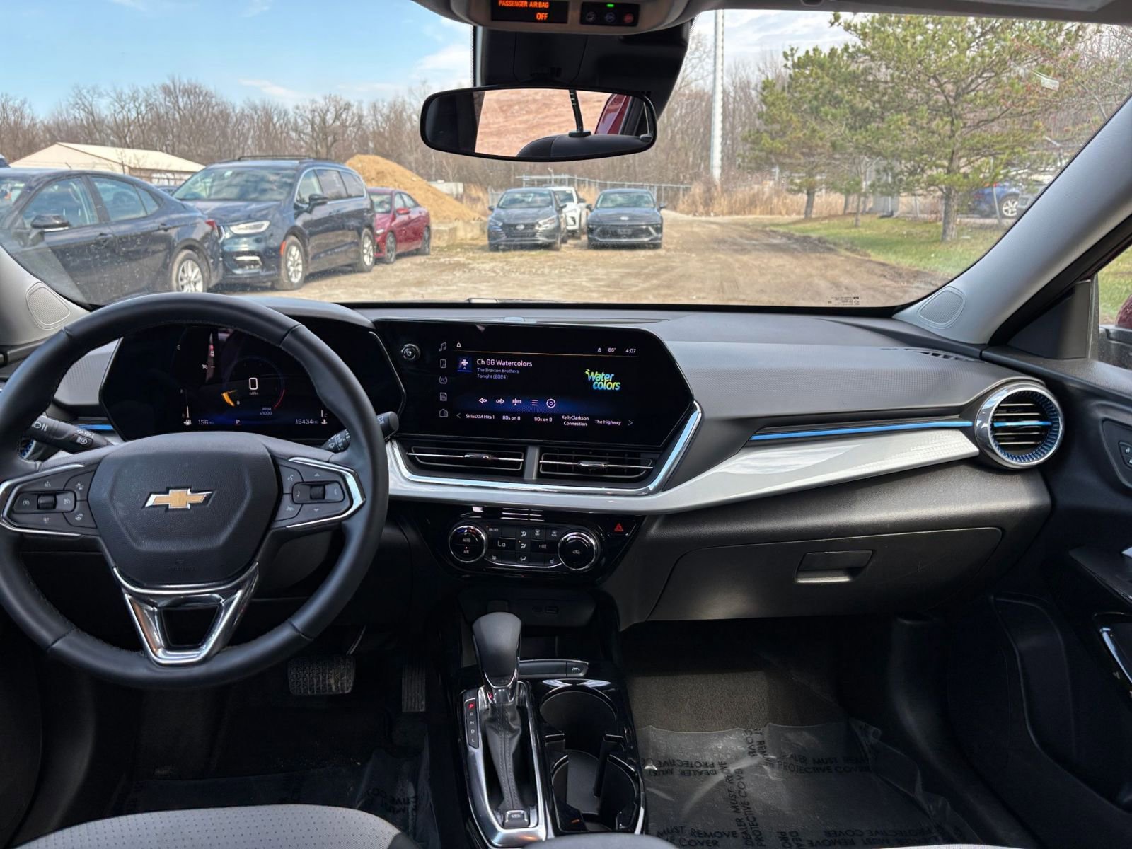 Thumbnail: 2025 Chevrolet Trax - 33