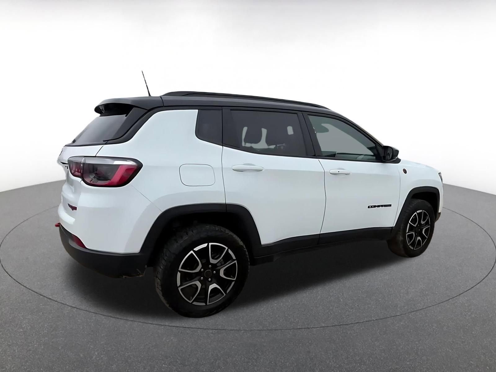 Thumbnail: 2025 Jeep Compass - 15