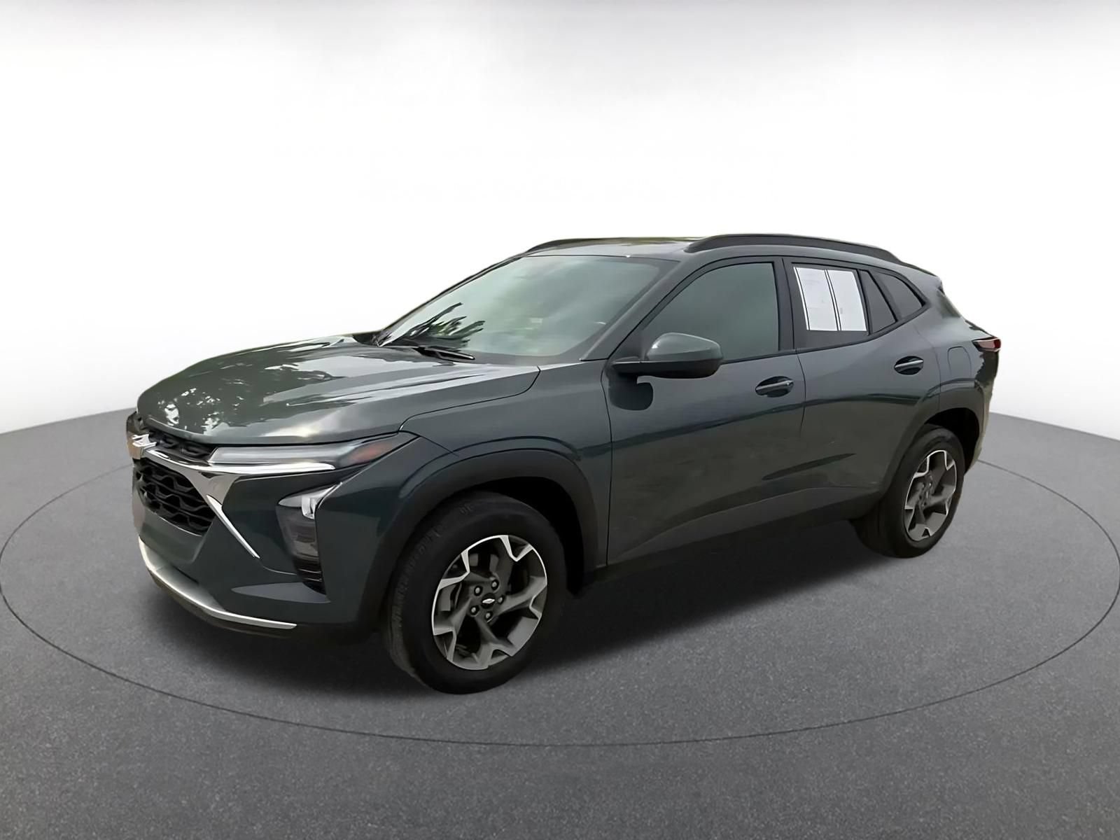 Thumbnail: 2025 Chevrolet Trax - 7