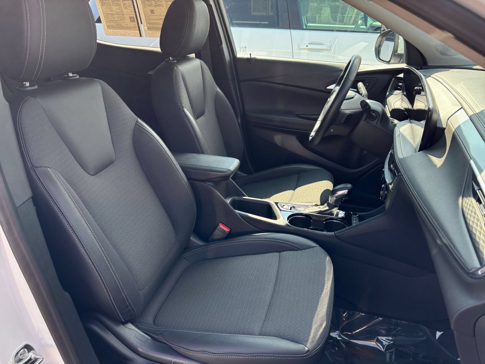 Thumbnail: 2026 Buick Encore GX - 31