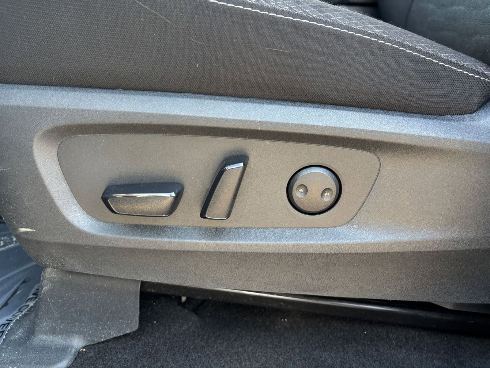 Thumbnail: 2025 Nissan Pathfinder - 22