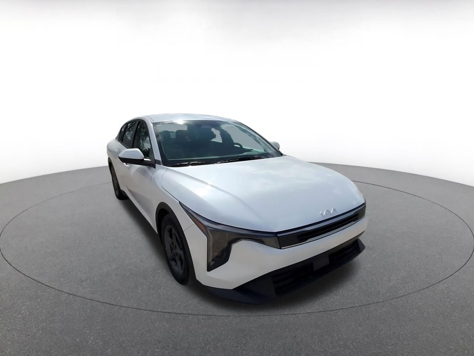 Thumbnail: 2025 Kia K4 - 3