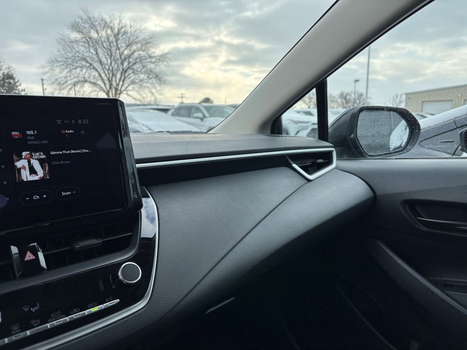 Thumbnail: 2025 Toyota Corolla - 34