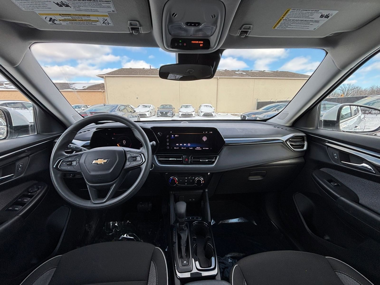 Thumbnail: 2025 Chevrolet TrailBlazer - 31