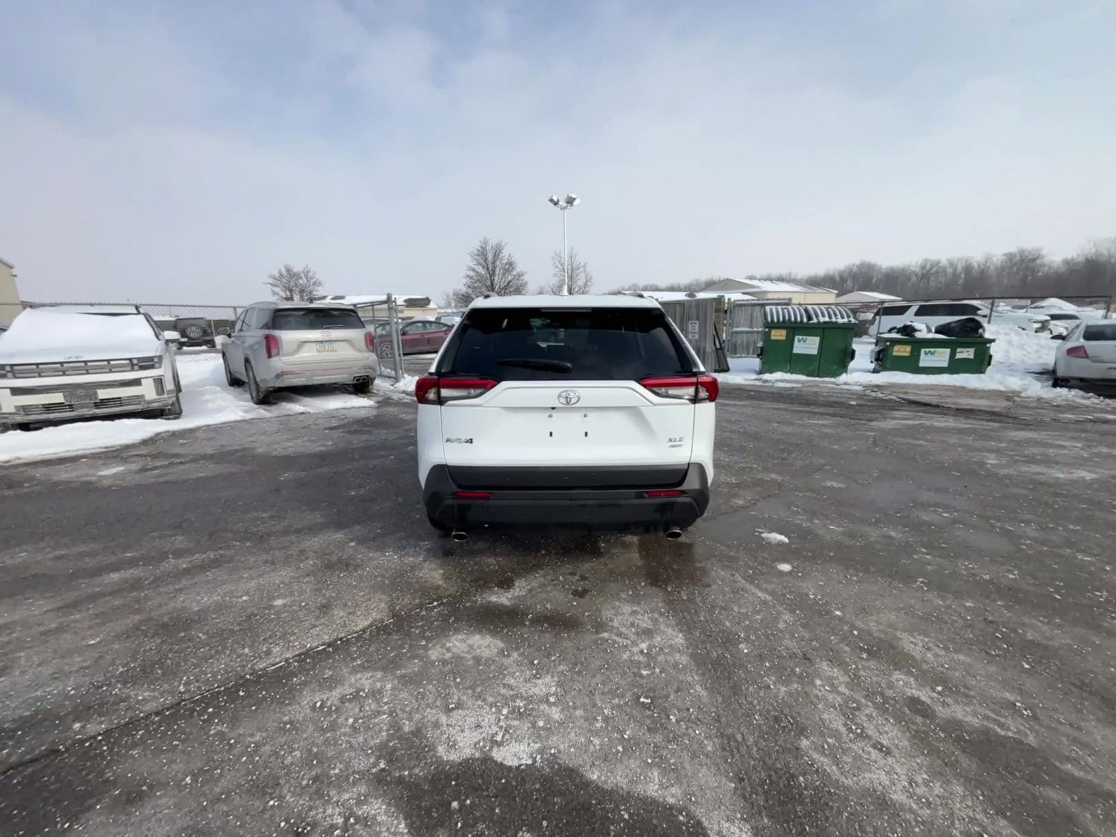 Thumbnail: 2025 Toyota RAV4 - 16